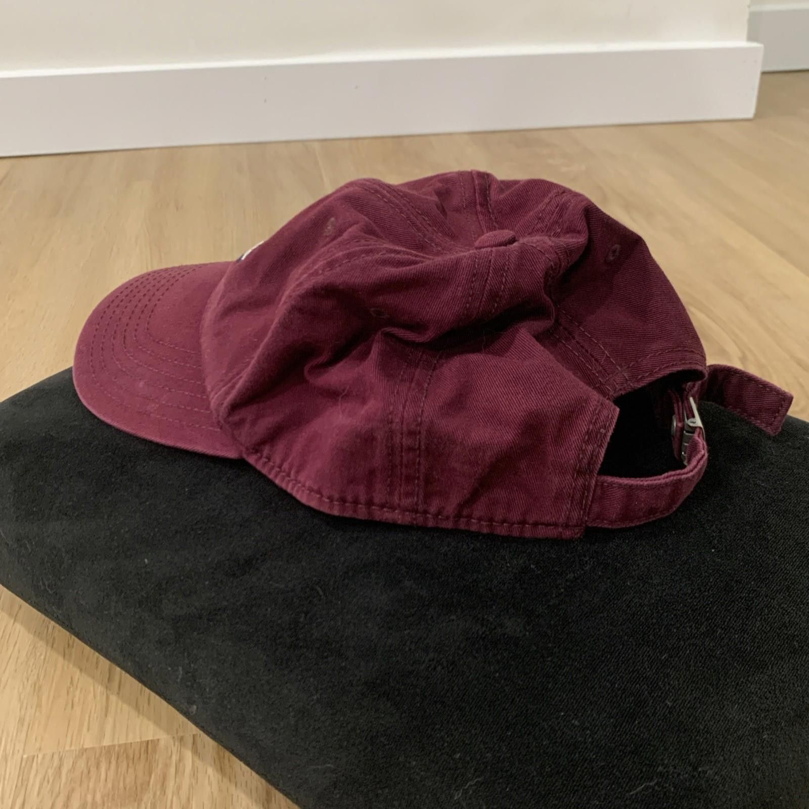 Converse New Converse Chuck Taylor Patch Cap Burgundy Bloodstone Hat Size ONE SIZE - 7 Thumbnail