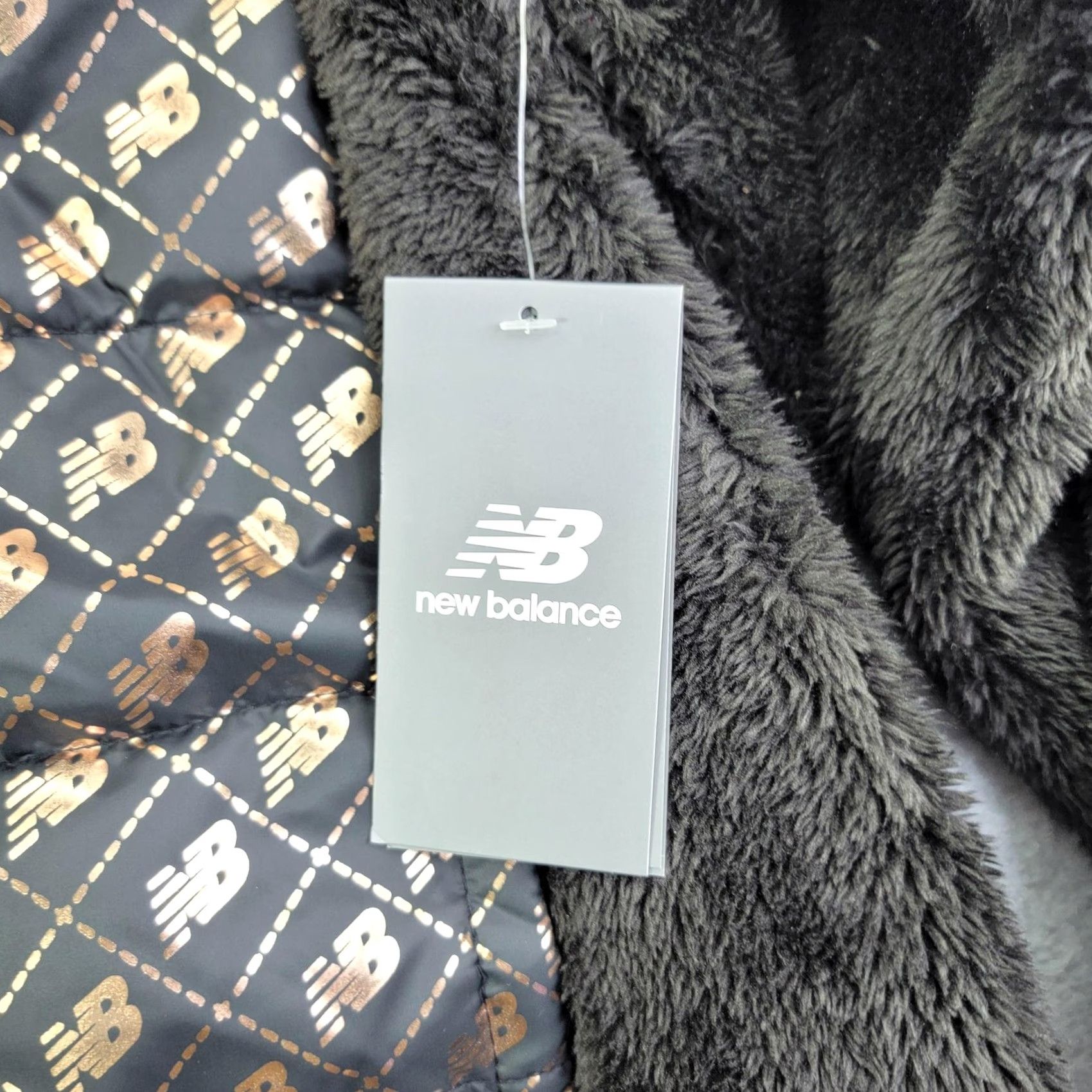 New Balance New Balance Jacket Womens 1X Black Faux Fur Fleece Quilted Logo Full Zip Size XL / US 12-14 / IT 48-50 - 2 Thumbnail
