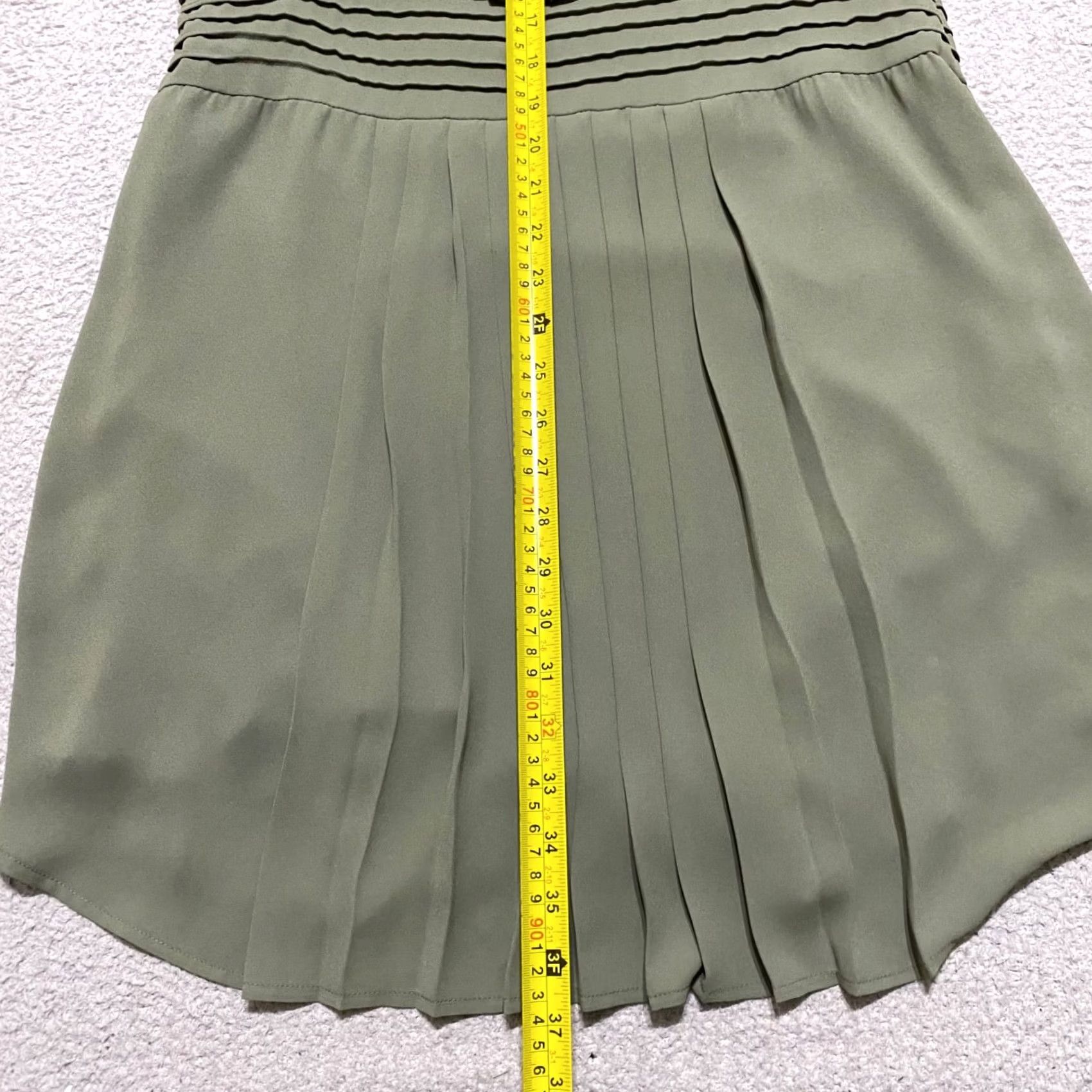 White House Black Market White House Black Market Dress 10 Olive Green Fit Flare L/S V Neck Pocket Womens Size L / US 10 / IT 46 - 7 Thumbnail