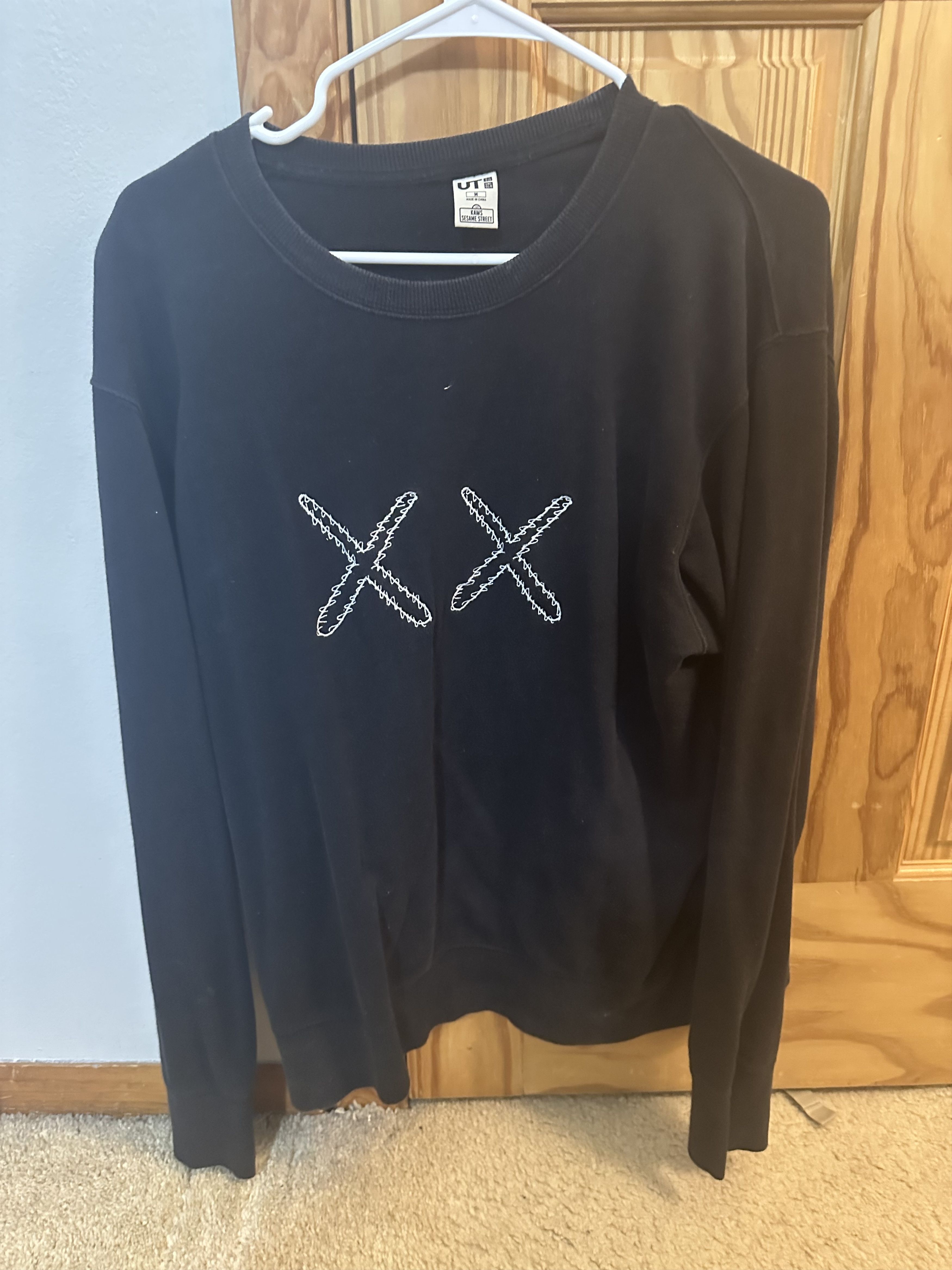 Kaws × Uniqlo Uniqlo Kaws Sesame Street Sweatshirt Size US S / EU 44-46 / 1 - 3 Thumbnail