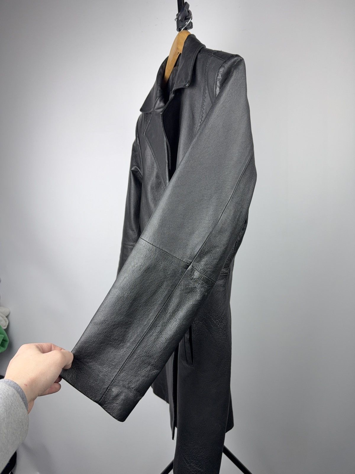 Genuine Leather Vintage 90s Japanese Avant Garde Black Real Leather Coat M Size M / US 6-8 / IT 42-44 - 5 Thumbnail