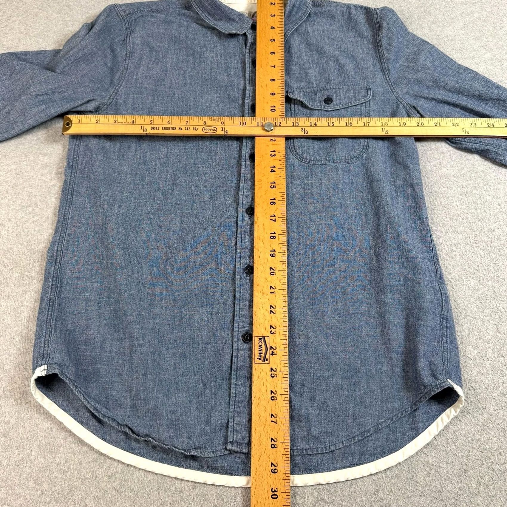 Outerknown Outerknown Shirt Mens L Blue Chambray Band Collar Button Pockets Heritage Size US L / EU 52-54 / 3 - 5 Thumbnail