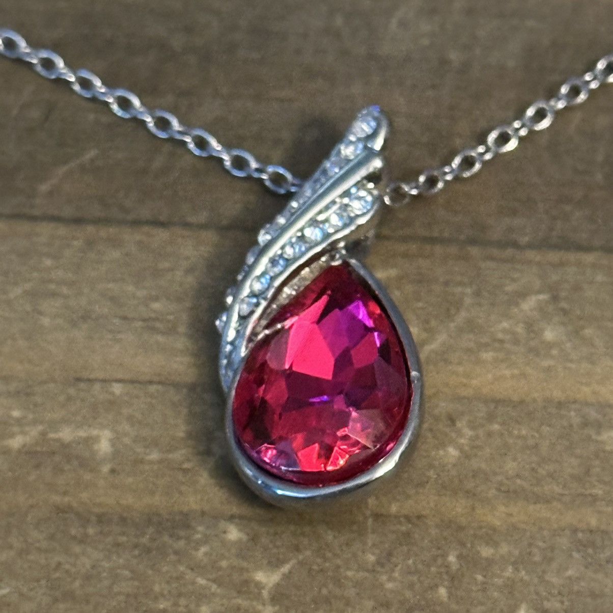Other Eternal love pink Austrian crystal necklace & earrings Size ONE SIZE - 3 Thumbnail