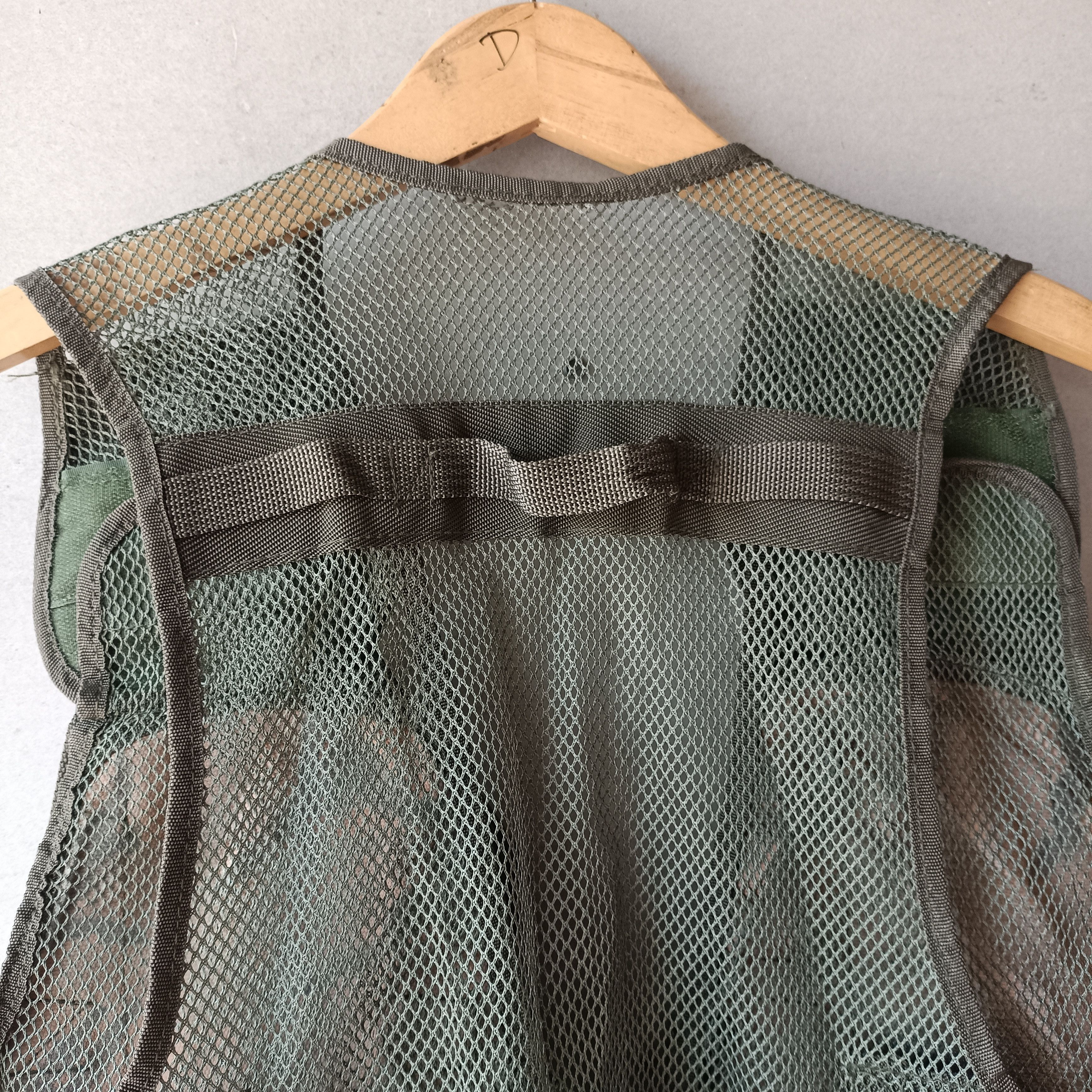 Voodoo Tactical British Army DPM Assault Tactical Vest General Purpose OPS Size US L / EU 52-54 / 3 - 11 Thumbnail