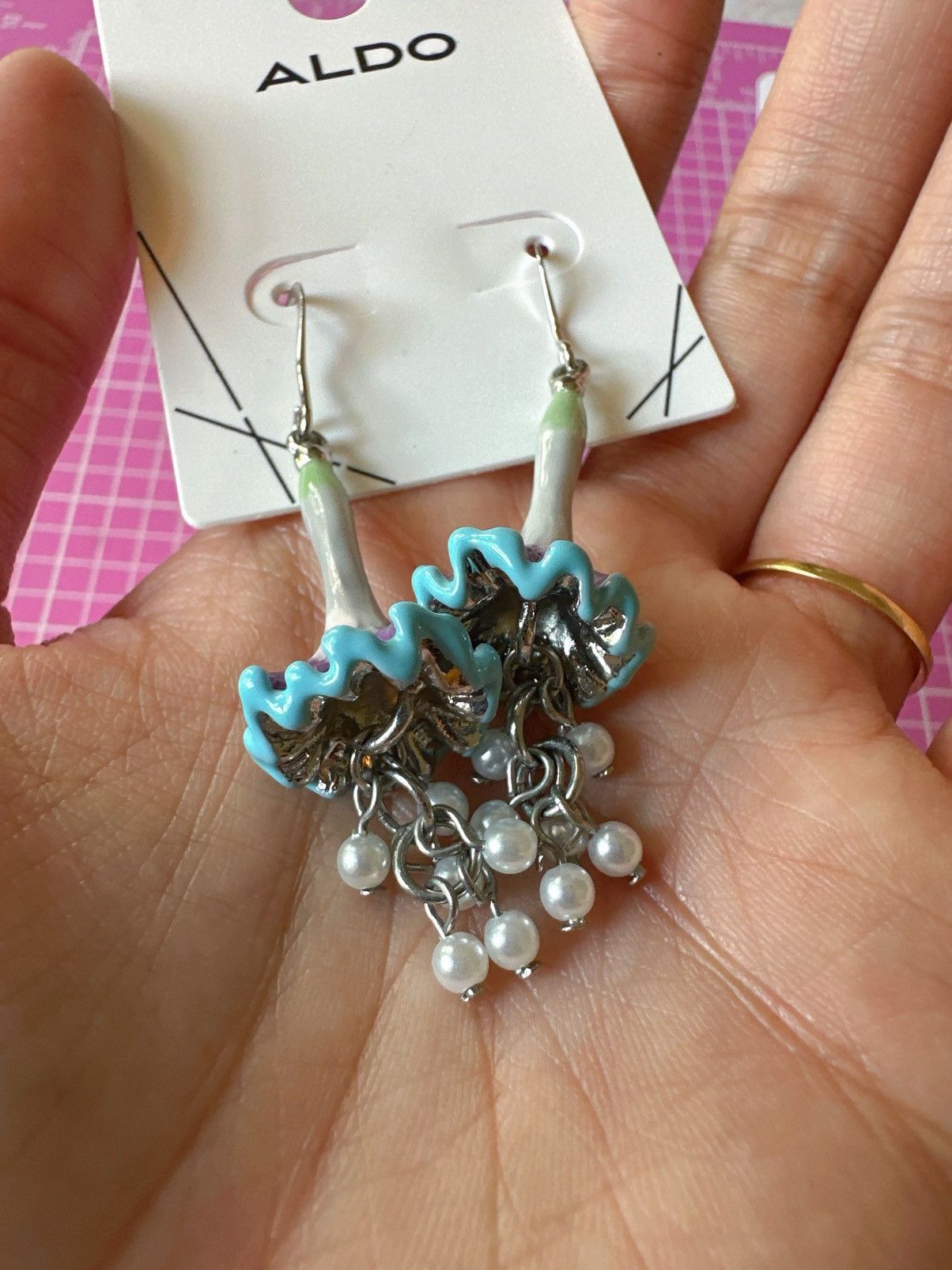 Aldo Aldo Earrings purple blue Morning Glory pearls Stamens Size ONE SIZE - 4 Thumbnail
