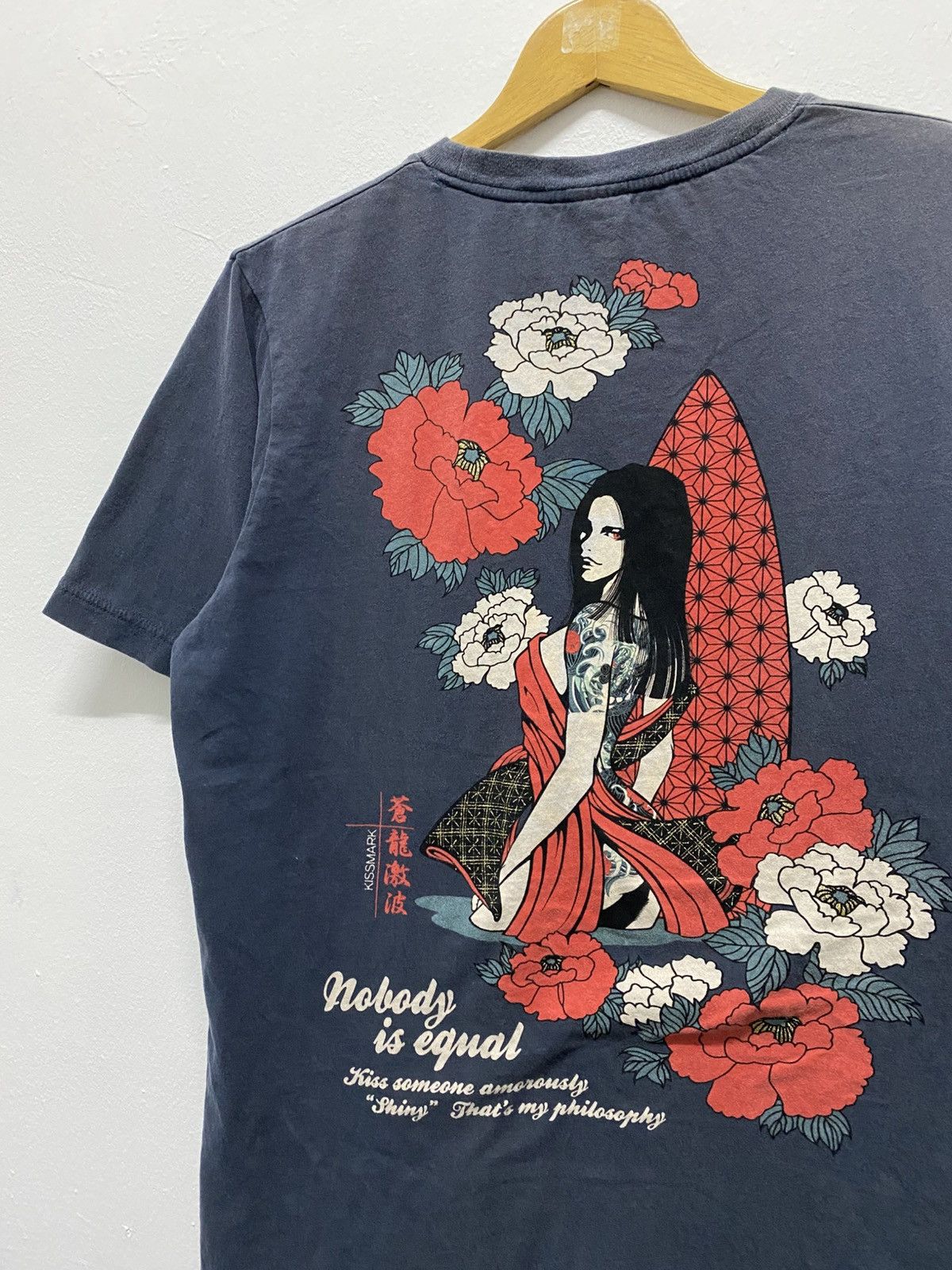 Japanese Brand Vintage Japanese Sukajan Girl Brand Kissmark T-Shirt Size US L / EU 52-54 / 3 - 3 Thumbnail