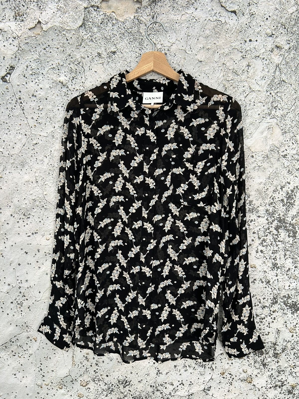 Ganni Ganni Viscose Flowers Shirt Avant Garde Grunge Laternative Size XS / US 0-2 / IT 36-38 - 1 Thumbnail