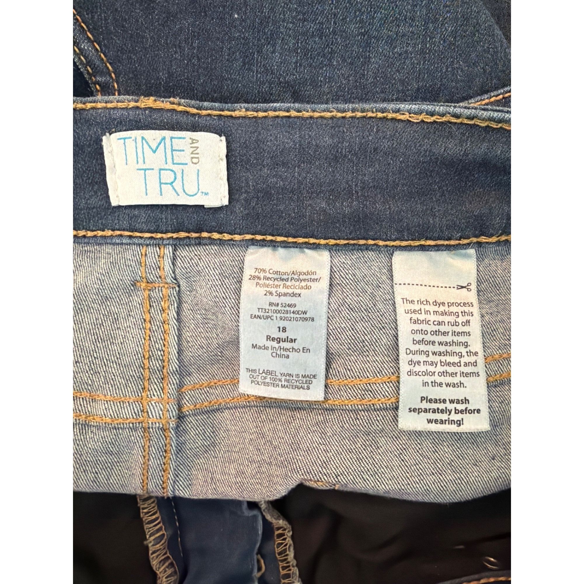 H&M Time Tru Dark Wash Jeans Straight Legs Yellow Stitching High Size 40" / US 18 - 4 Thumbnail