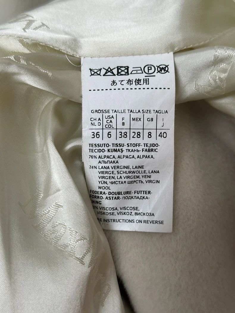 Max Mara Max Mara Off-white alpaca coat with buckles Size S / US 4 / IT 40 - 4 Thumbnail