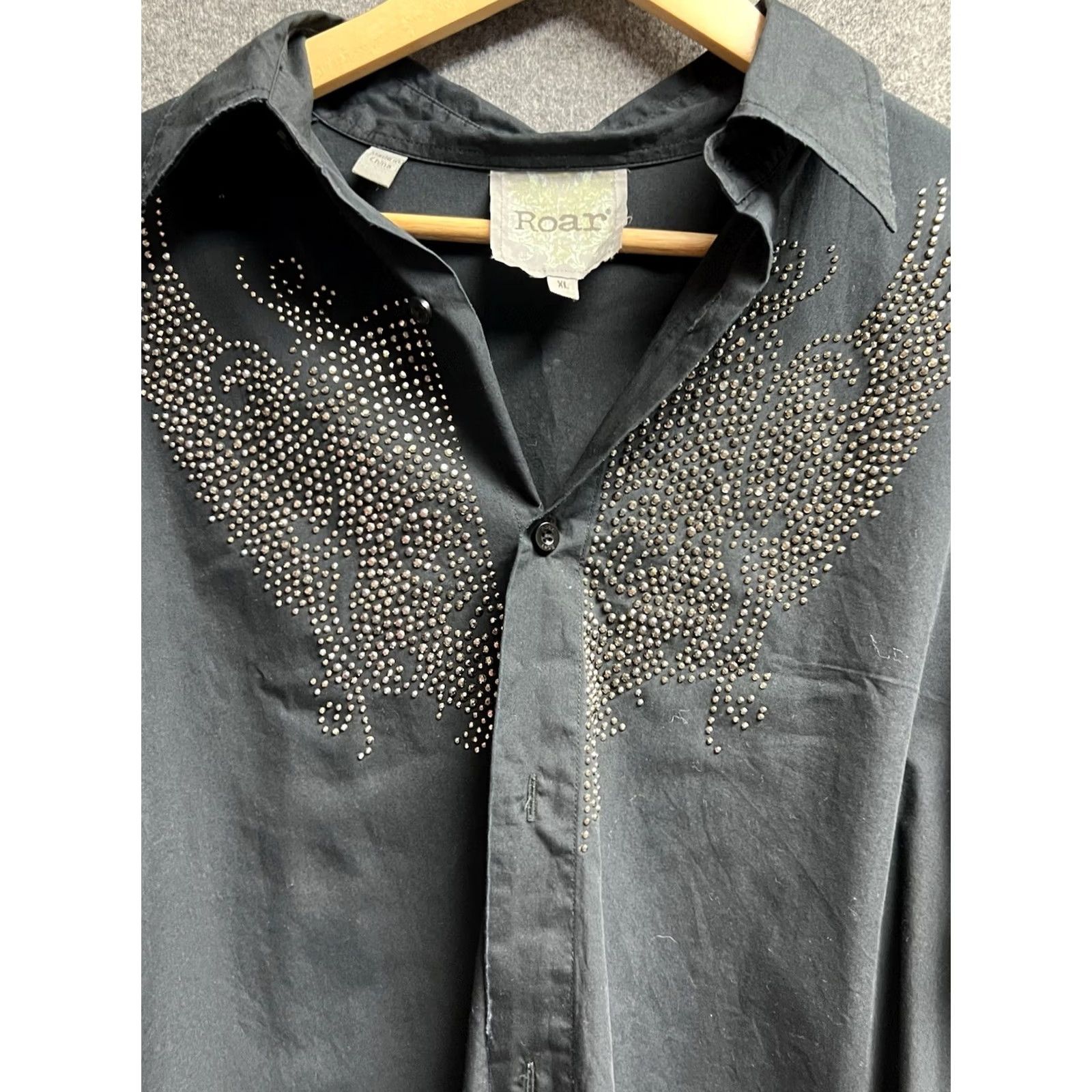 Roar ROAR Shirt Mens XL Button Up Black Embroidered Back Shoulders Long Sleeve Size US XXL / EU 58 / 5 - 2 Thumbnail