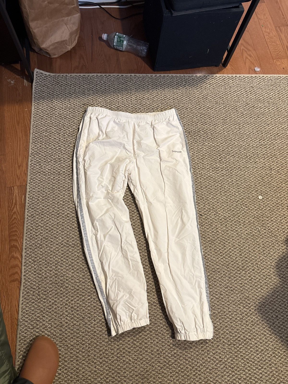 Supreme Supreme nylon pants Size US 39 - 5 Thumbnail