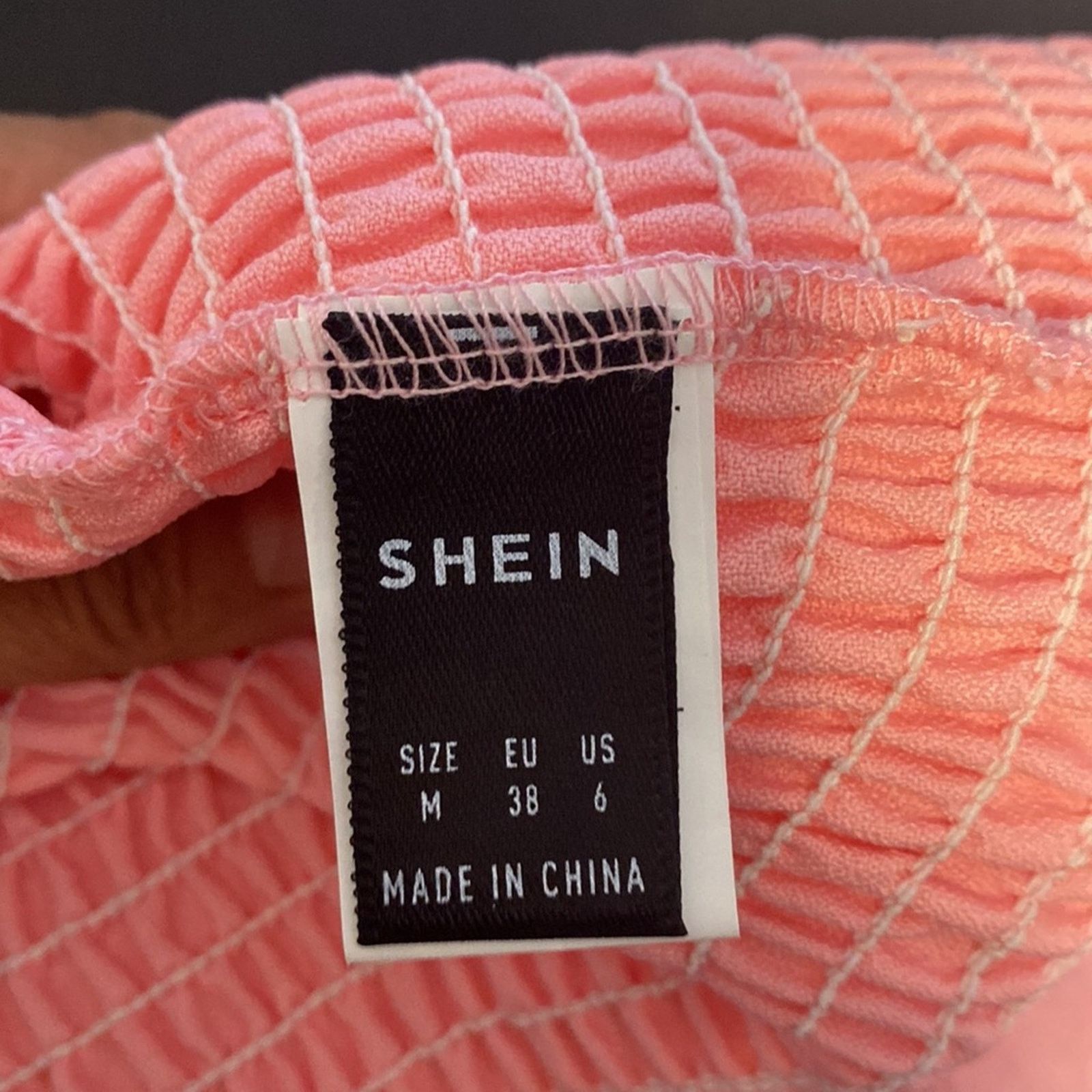 Shein Shein pink polka dot sheer sleeve Crop top puff sleeves Size M / US 6-8 / IT 42-44 - 7 Thumbnail