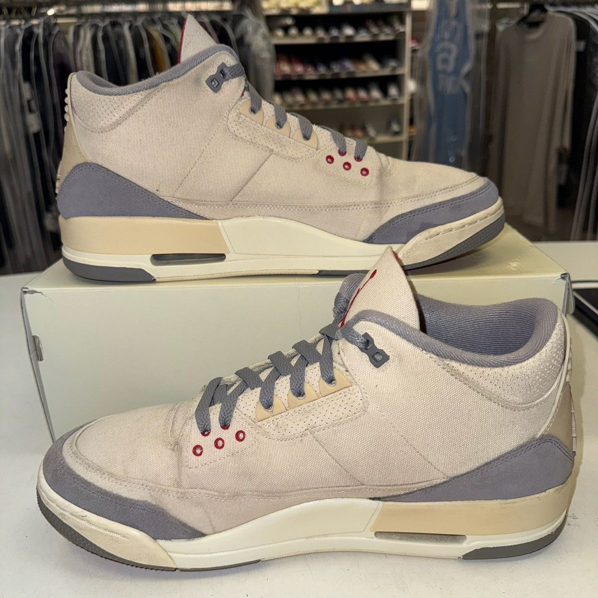 Jordan Brand Size 13 - Nike Air Jordan 3 Retro SE Muslin - DH7139-100 Size US 13 / EU 46 - 2 Thumbnail