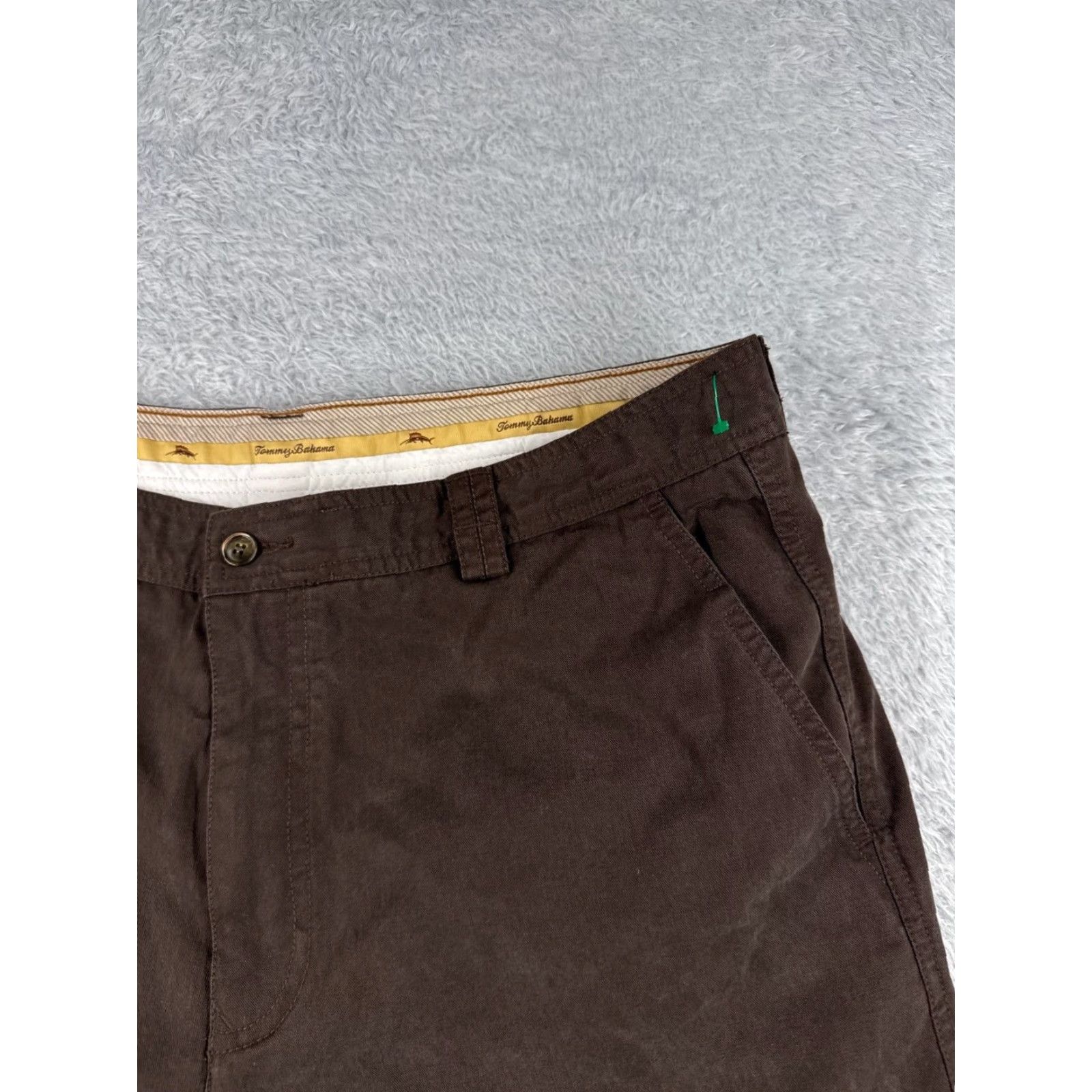 Tommy Bahama Tommy Bahama Shorts Men 36 Brown Cotton Blend Chino Beach Resort Vacation Aloha Designer Logo Pockets Quick Dry Mens Size US 36 / EU 52 - 5 Thumbnail