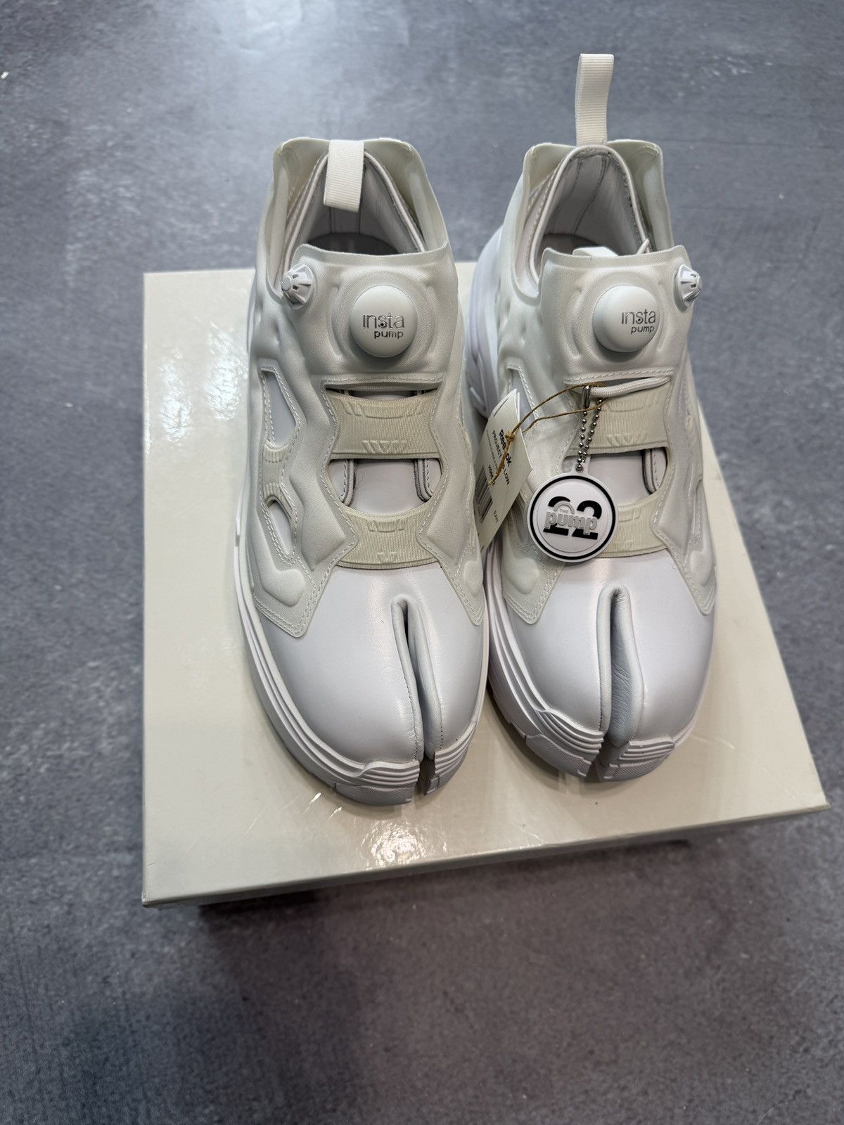 Maison Margiela × Reebok Maison Margiela Tabi x Reebok Instapump Project 0 B White Size US 10 / EU 43 - 4 Thumbnail