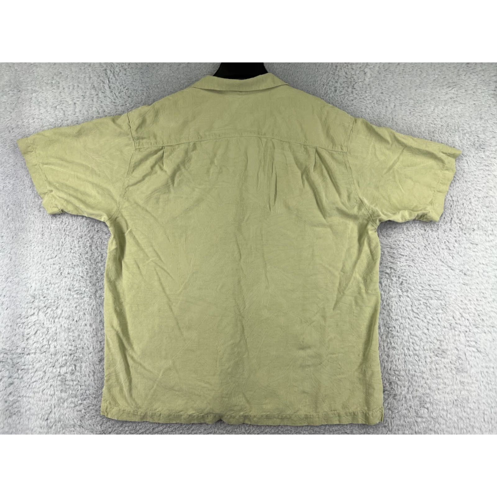Tommy Bahama Tommy Bahama Shirt XL Green Floral Button-Up 100% Silk Hawaiian Aloha Beach Vacation Mens Size US XL / EU 56 / 4 - 2 Thumbnail
