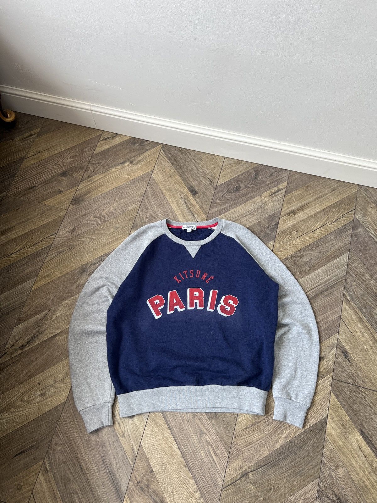 Designer × Maison Kitsune × Vintage Vintage Kitsune Paris Cotton Printed Sweatshirt Size US M / EU 48-50 / 2 - 5 Thumbnail