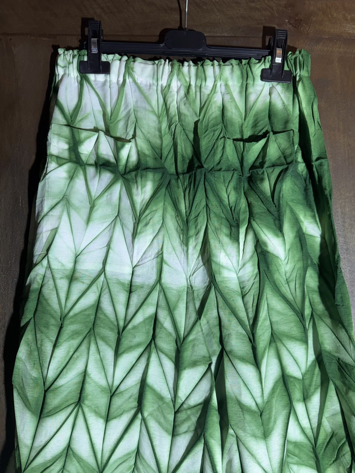 Issey Miyake issey myake green tie&dye origami pleat 3 jp Size 27" / US 4 / IT 40 - 8 Thumbnail