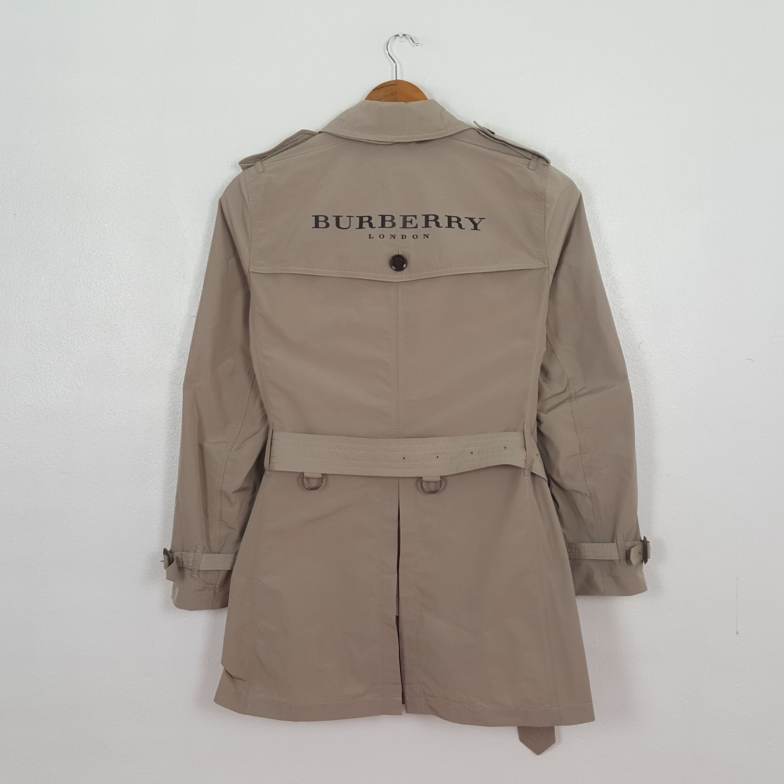 Burberry Vintage Burberry London Fashion Brand Trench Jacket C322N17 Size S / US 4 / IT 40 - 1 Thumbnail