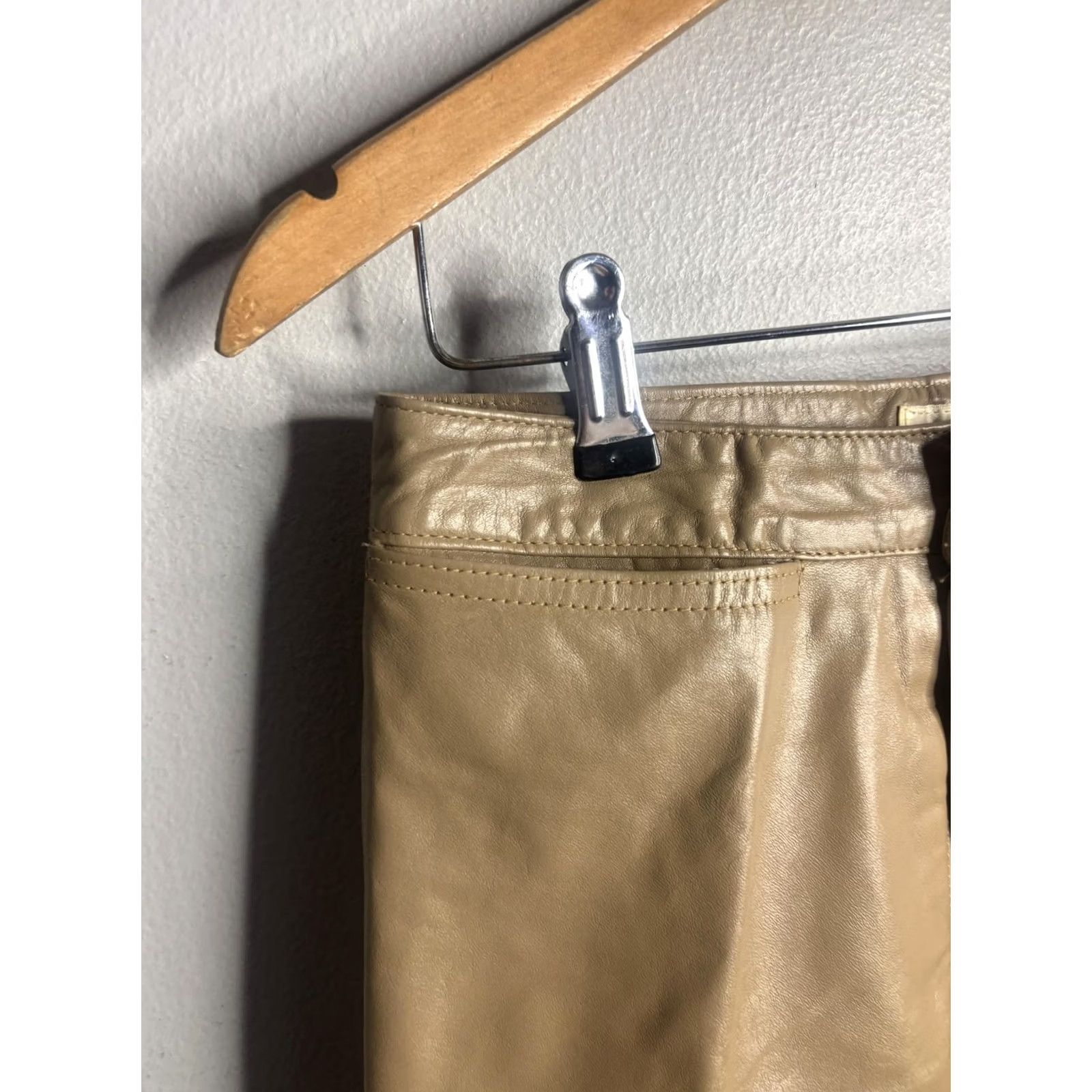 Vintage Vakko Pants Womens 29 Beige Leather Straight Leg Dress Trousers Zip Lined Size 29" - 2 Thumbnail