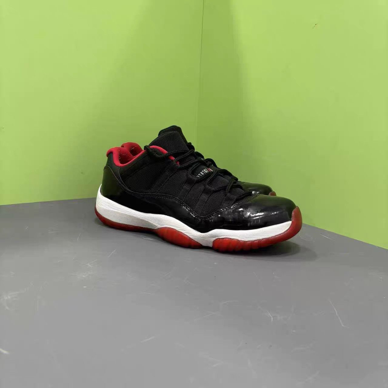 Jordan Brand Air Jordan 11 Low Basketball Shoes K15 Size US 9.5 / EU 42-43 - 3 Thumbnail