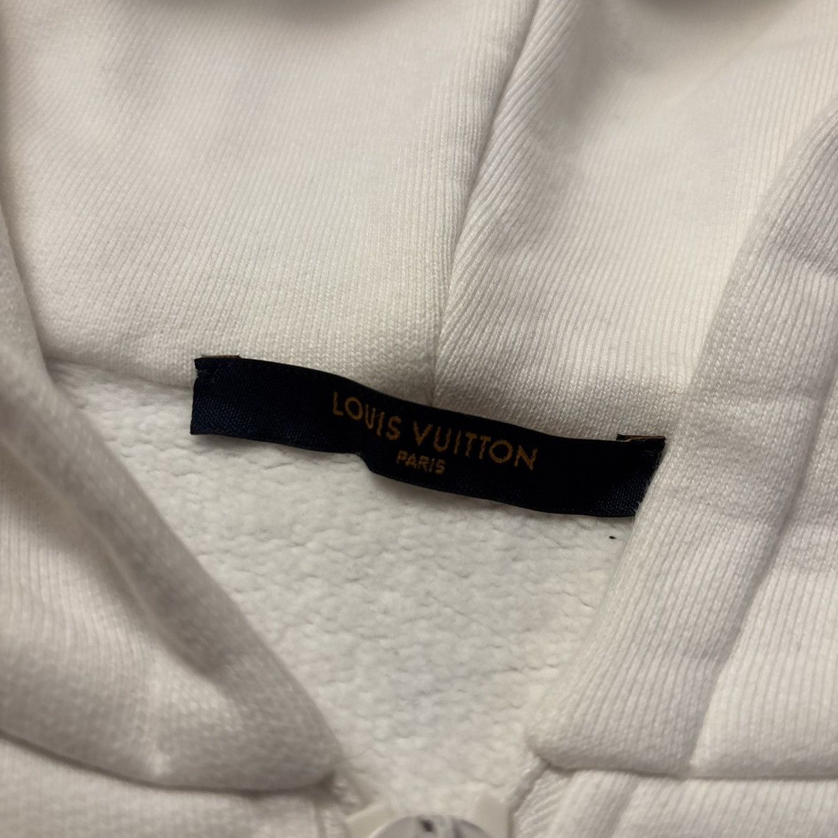 Louis Vuitton LV Louis Vuitton 3D Pocket White Hoodie Size Medium Size US M / EU 48-50 / 2 - 5 Thumbnail