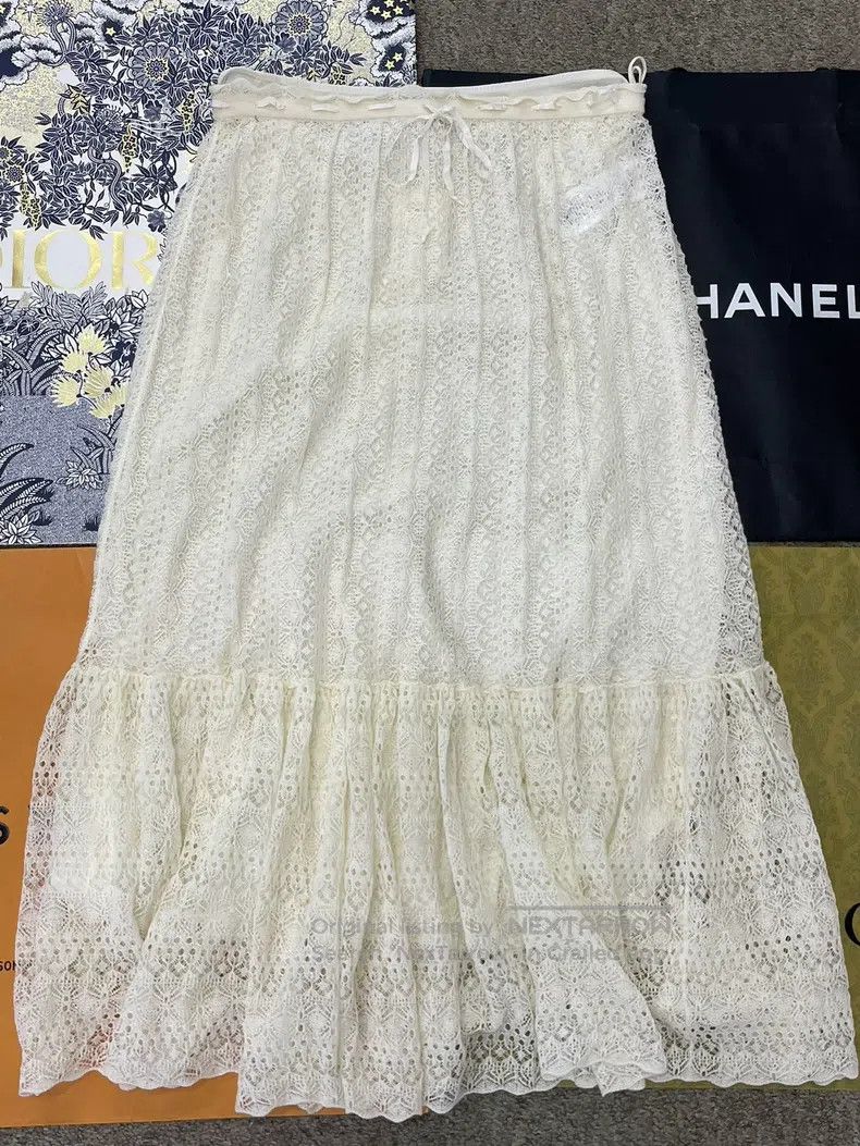 Dior Dior White mesh skirt Size 27" / US 4 / IT 40 - 1 Thumbnail