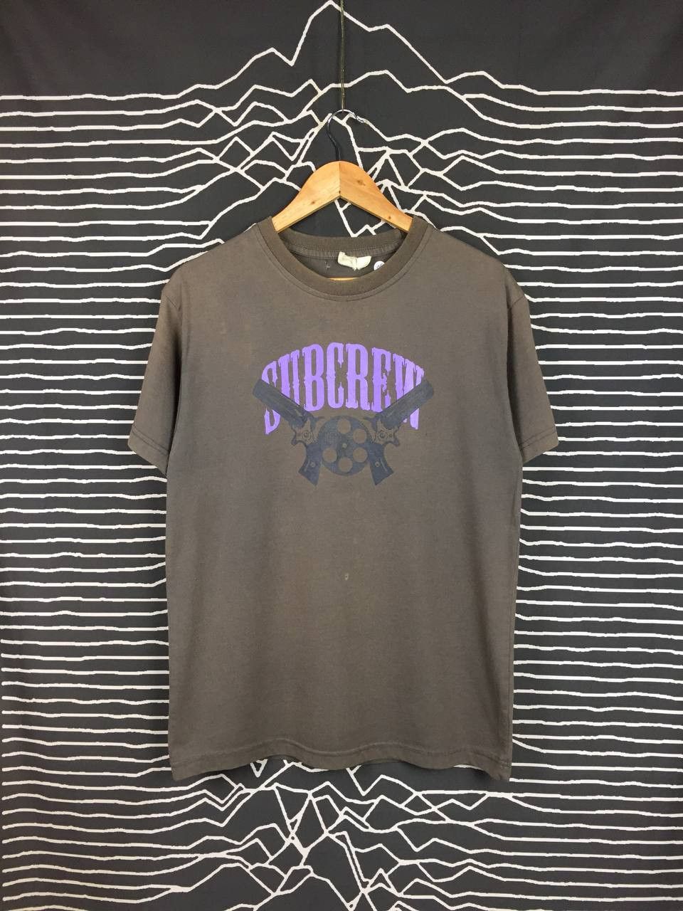 Vintage Subcrew React Double Guns Big Logo Graphic Tee Size US M / EU 48-50 / 2 - 1 Thumbnail