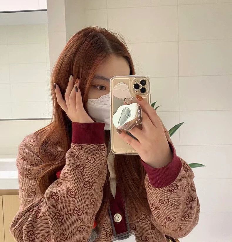 Gucci Gucci Red logo full-printed wool knitted long-sleeved cardi Size US S / EU 44-46 / 1 - 9 Thumbnail