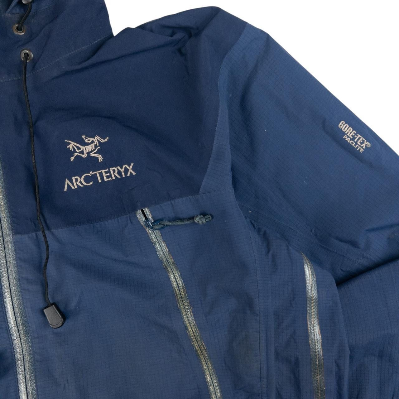 Arc'teryx Vintage Arcteryx Goretex Paclite Zip Up Jacket Womens Size M Size M / US 6-8 / IT 42-44 - 3 Thumbnail