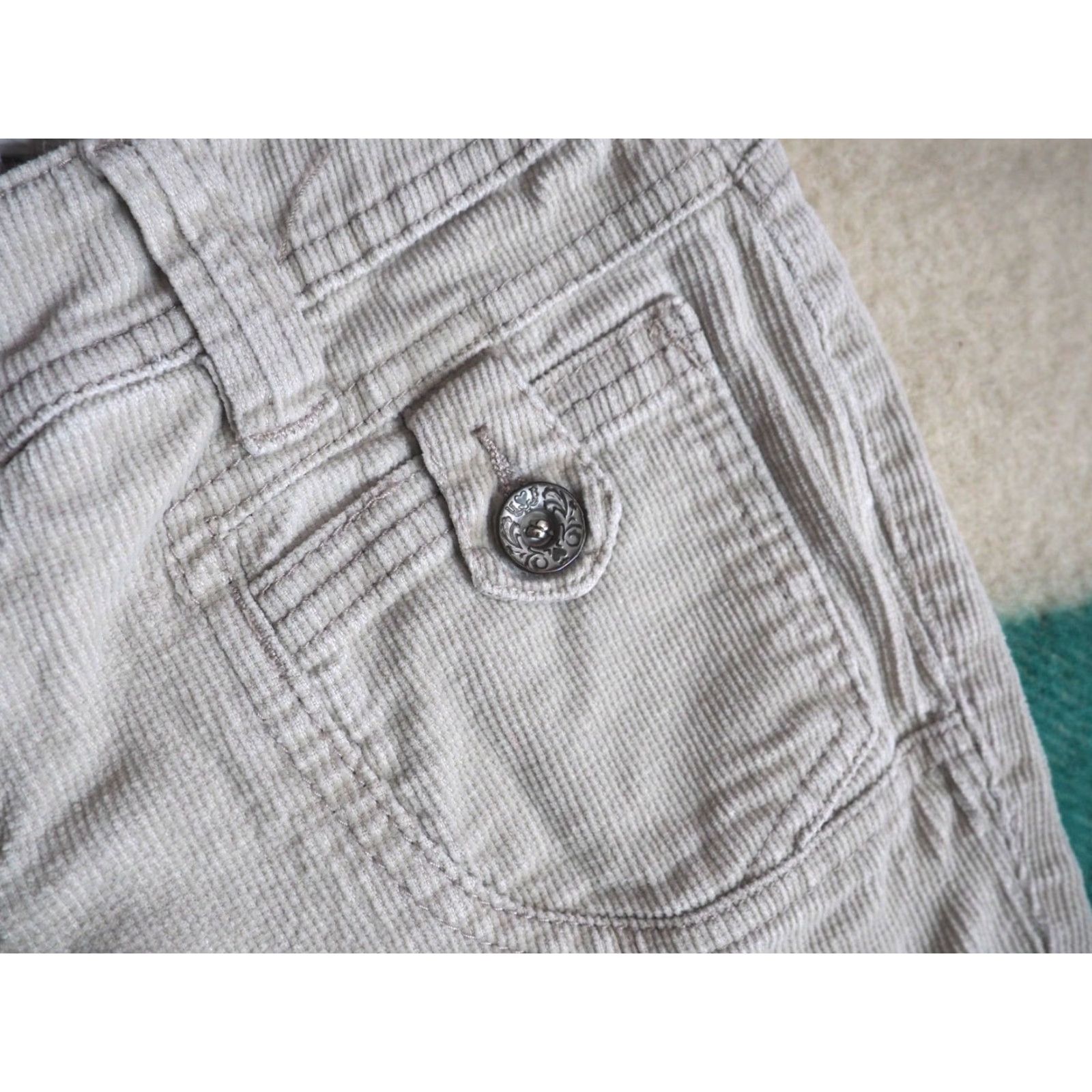 Vintage VINTAGE Union Bay Beige Corduroy Low Rise 28x31 Flare Womens Pants Size 28" / US 6 / IT 42 - 6 Thumbnail