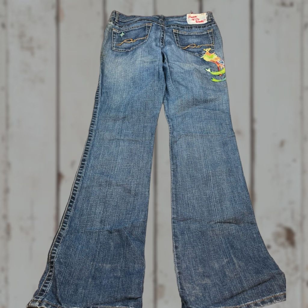 Vintage VINTAGE People of the World Jeans Low Rise 31 BLUE Embroidered Tropical Bird Peacock Flowers 5-Pocket Womens Boots Cut Inseam 34(Size 31) Size 24" / US 00 / IT 34 - 1 Thumbnail
