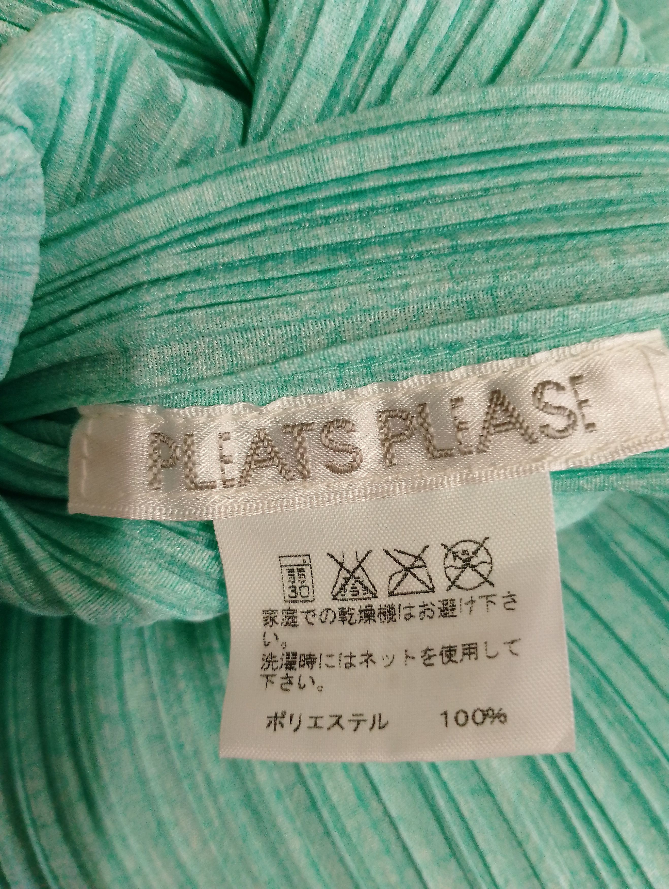 Pleats Please Issey Miyake Pleats Please By Issey Miyake Tank Top Japan Size XS / US 0-2 / IT 36-38 - 3 Thumbnail