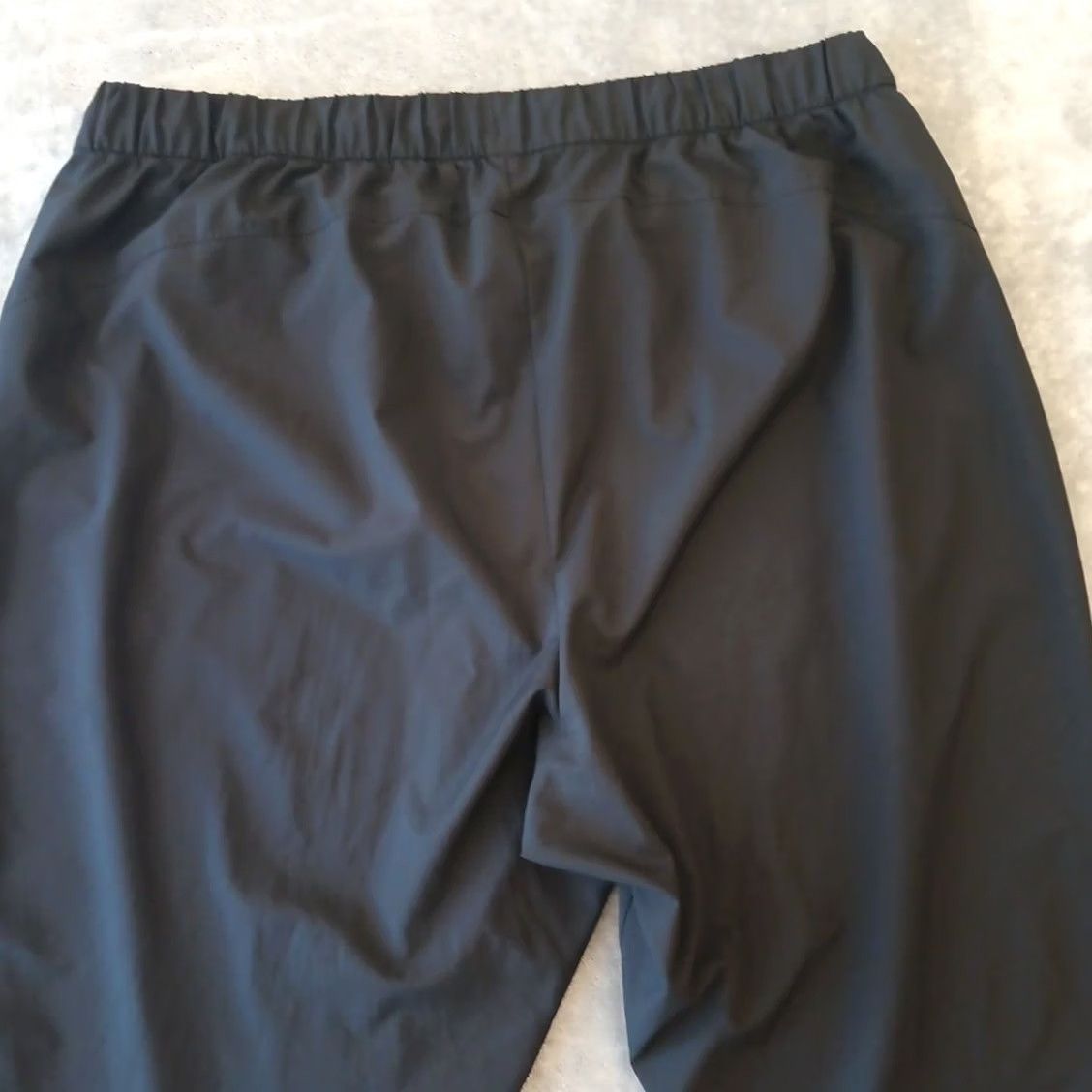 Old Navy Old Navy Pants Womens 2XL Black Cropped Stretchtech Elastic Drawstring Pockets Size 40" / US 18 - 7 Thumbnail