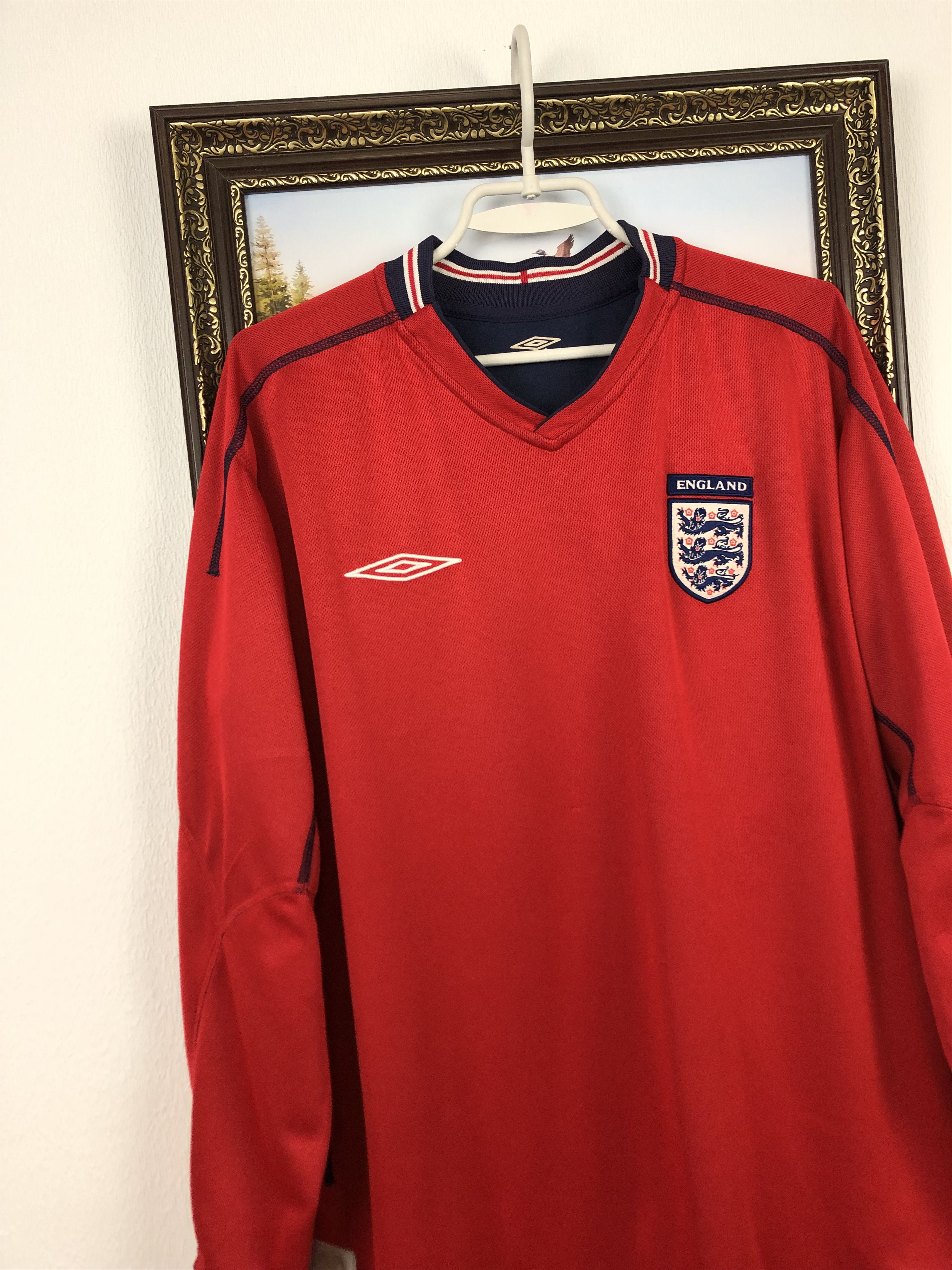 Umbro × Vintage England football shirt 2002 Reversible Long Sleeve Jersey Size US L / EU 52-54 / 3 - 4 Thumbnail