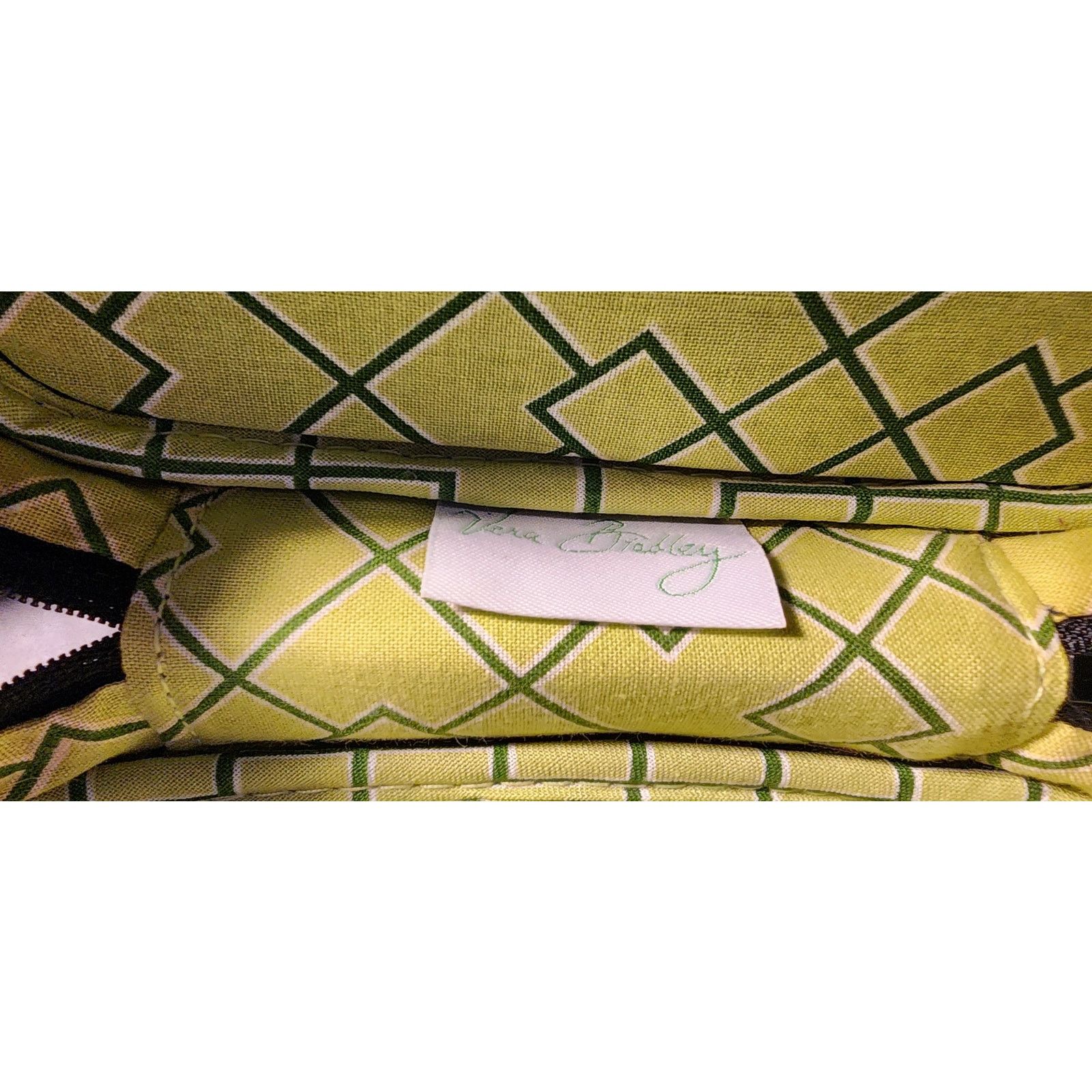 Vera Bradley Vera Bradley Sunglasses Case Black Floral Center Zip Size ONE SIZE - 3 Thumbnail