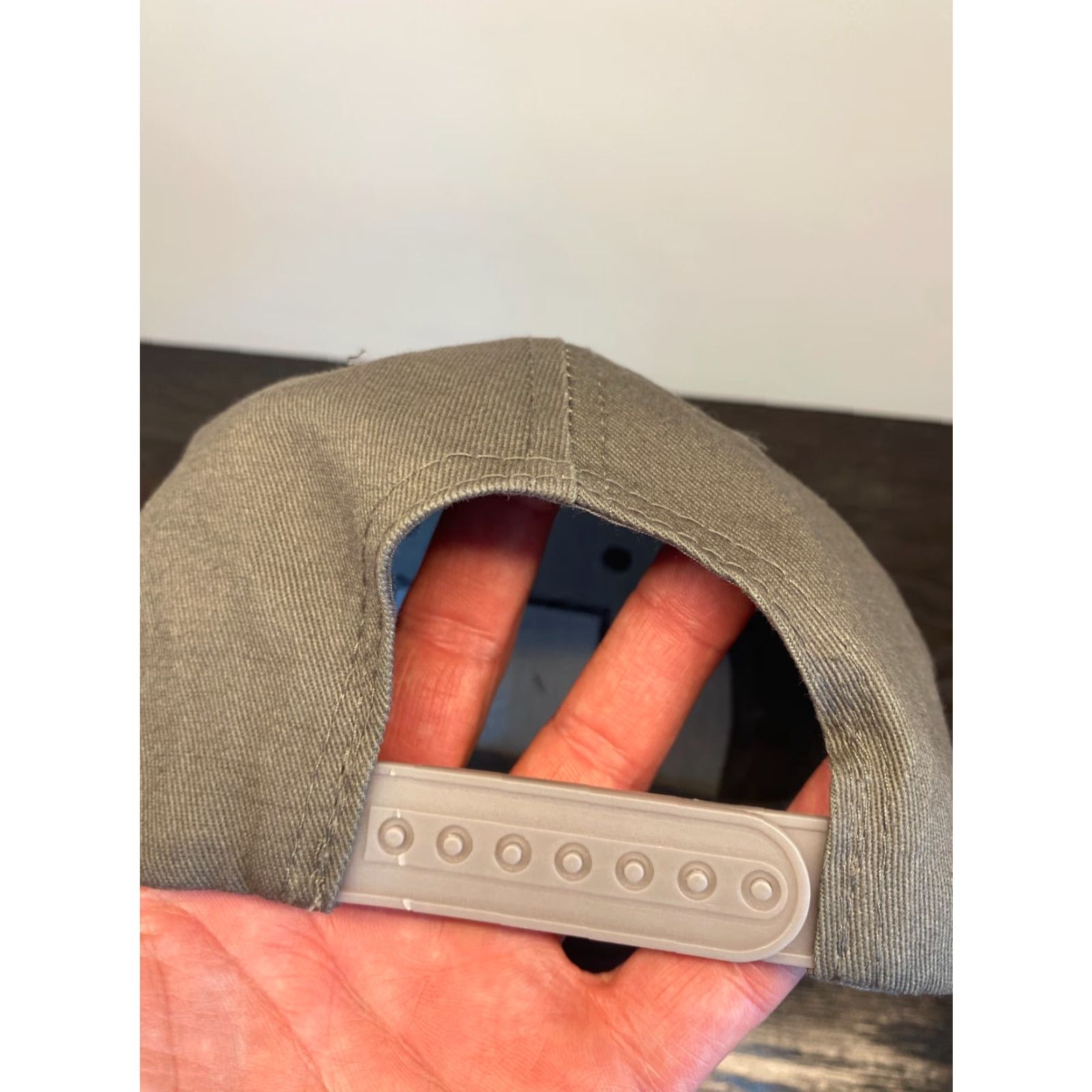Vintage VINTAGE Demon Slayer Culture Fly Adult Snapback Hat Gray Anime Cartoon Cosplay Adjustable Mens Size ONE SIZE - 6 Thumbnail
