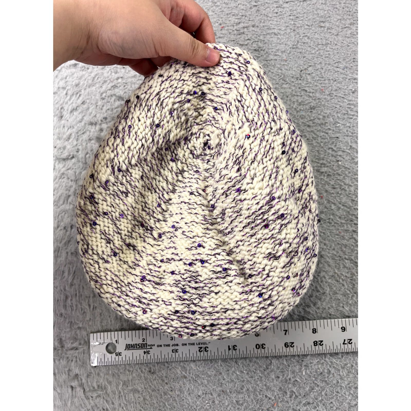 Vintage Womens Beanie Knit Toque White Purple Sequin Brim Bill Ski Hat One Size Adult Womens Casual Knit Acrylic Winter Size ONE SIZE - 6 Thumbnail