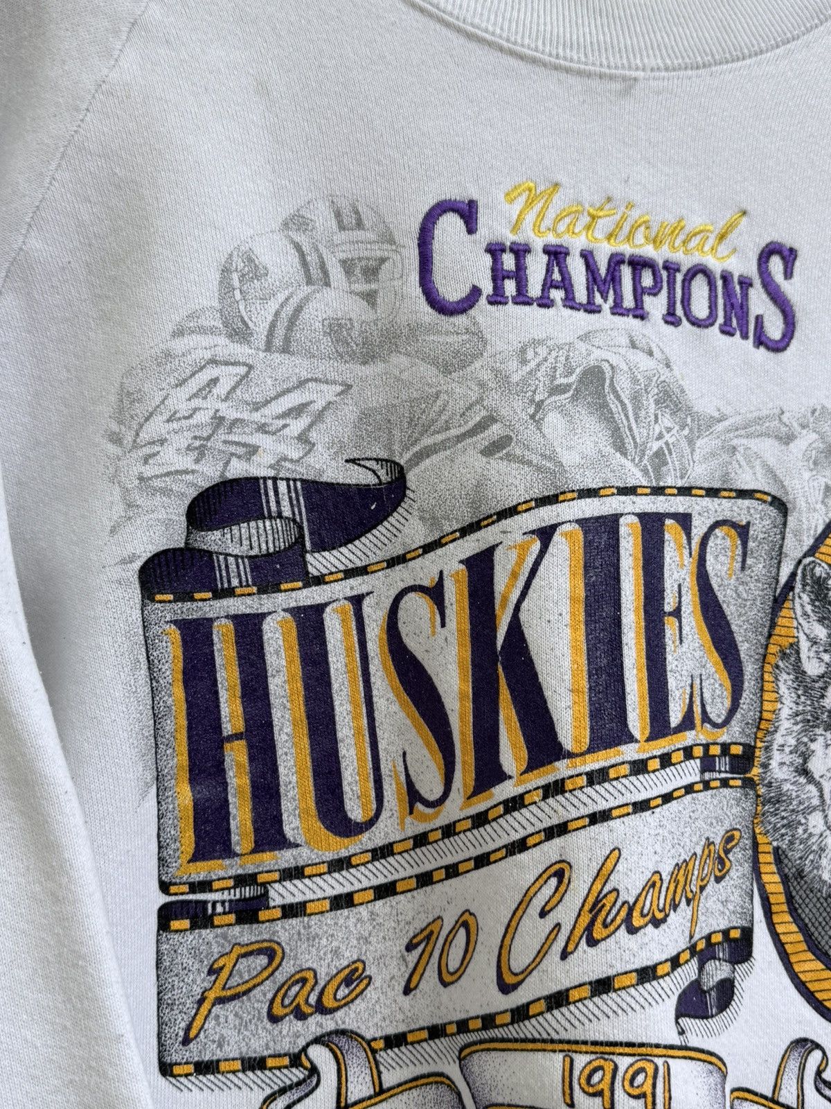 Vintage Vintage 1991 Washington Huskies PAC 10 Champions Sweatshirt Size US L / EU 52-54 / 3 - 4 Thumbnail