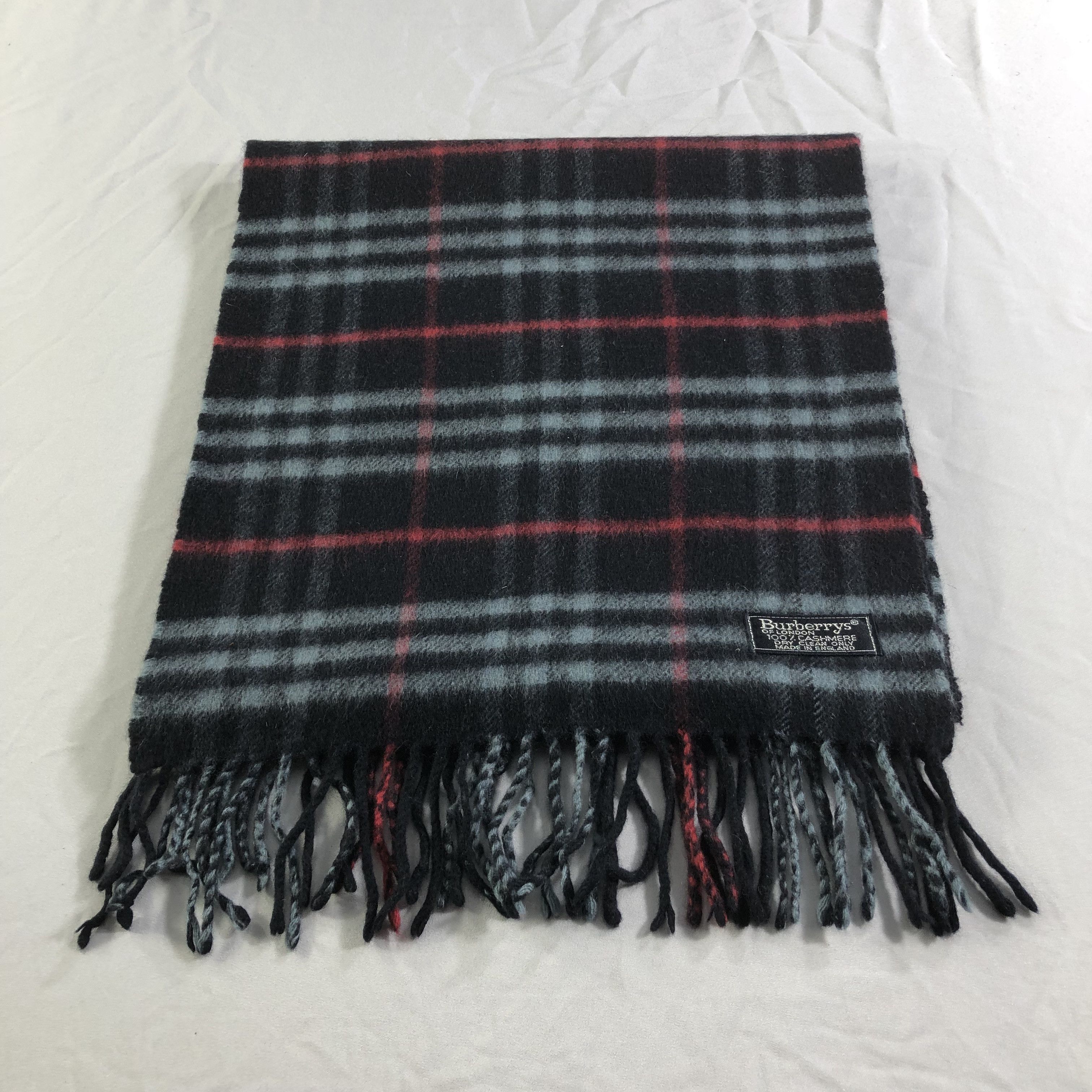 Burberry Burberrys Nova Check Cashmere Scarf Muffler Neckwear V2252 Size ONE SIZE - 2 Thumbnail