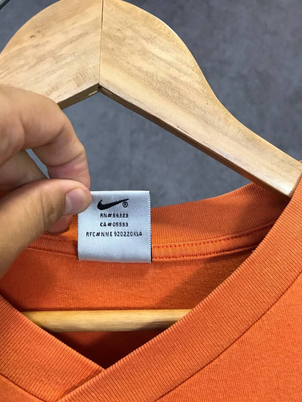 Nike × Vintage Nike swoosh streetwear vintage tee Size US L / EU 52-54 / 3 - 5 Thumbnail