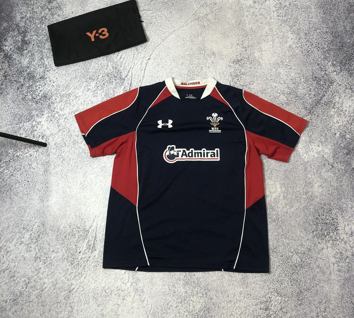 Under Armour Men’s rugby jersey WRU ADMIRAL UNDER ARMOUR SIZE L Size US L / EU 52-54 / 3 - 1 Thumbnail
