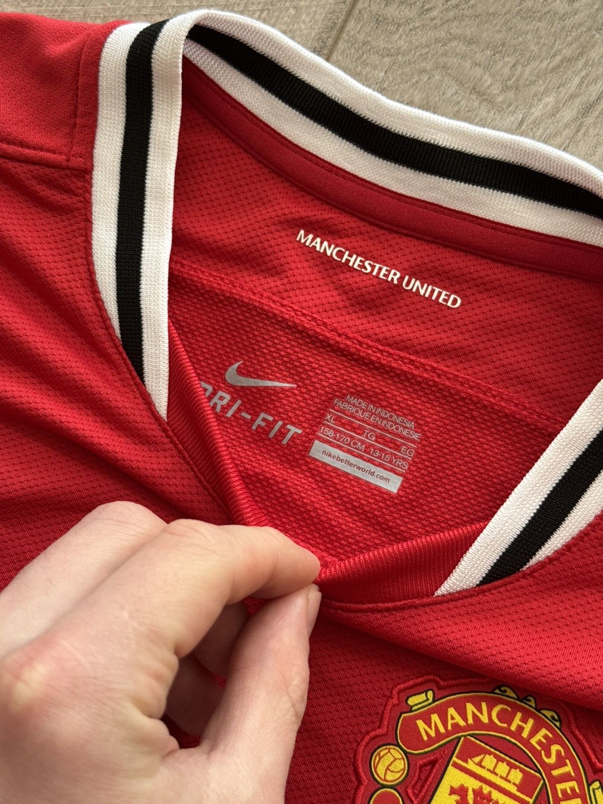 Nike MANCHESTER UNITED 2012/2013 SOCCER JERSEY HOME NIKE KIDS XL Size US S / EU 44-46 / 1 - 4 Thumbnail
