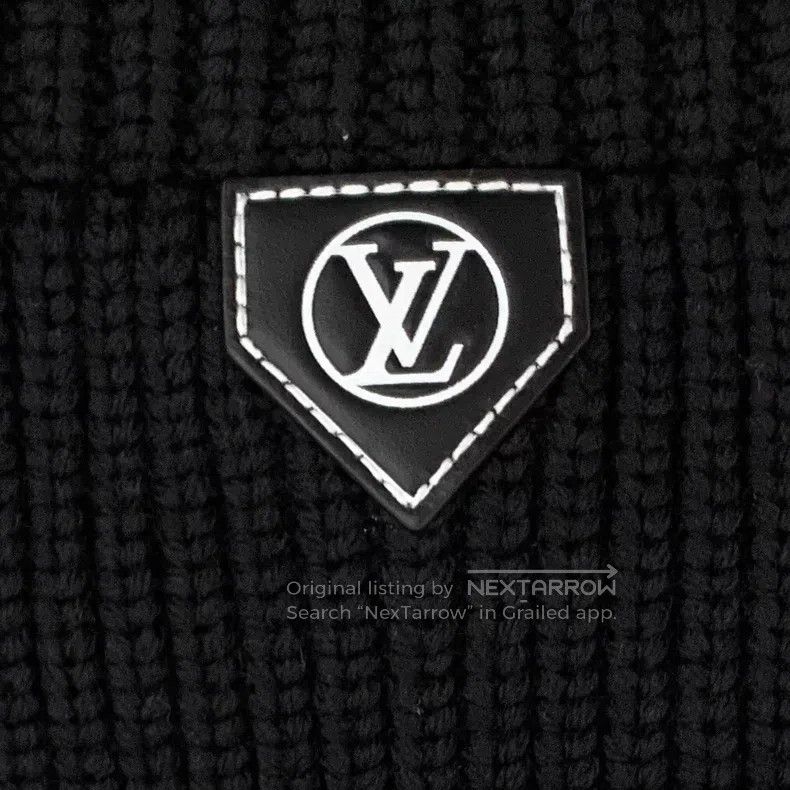 Louis Vuitton Louis Vuitton 24 black wool crew neck single-breasted slee Size US XXS / EU 40 - 6 Thumbnail