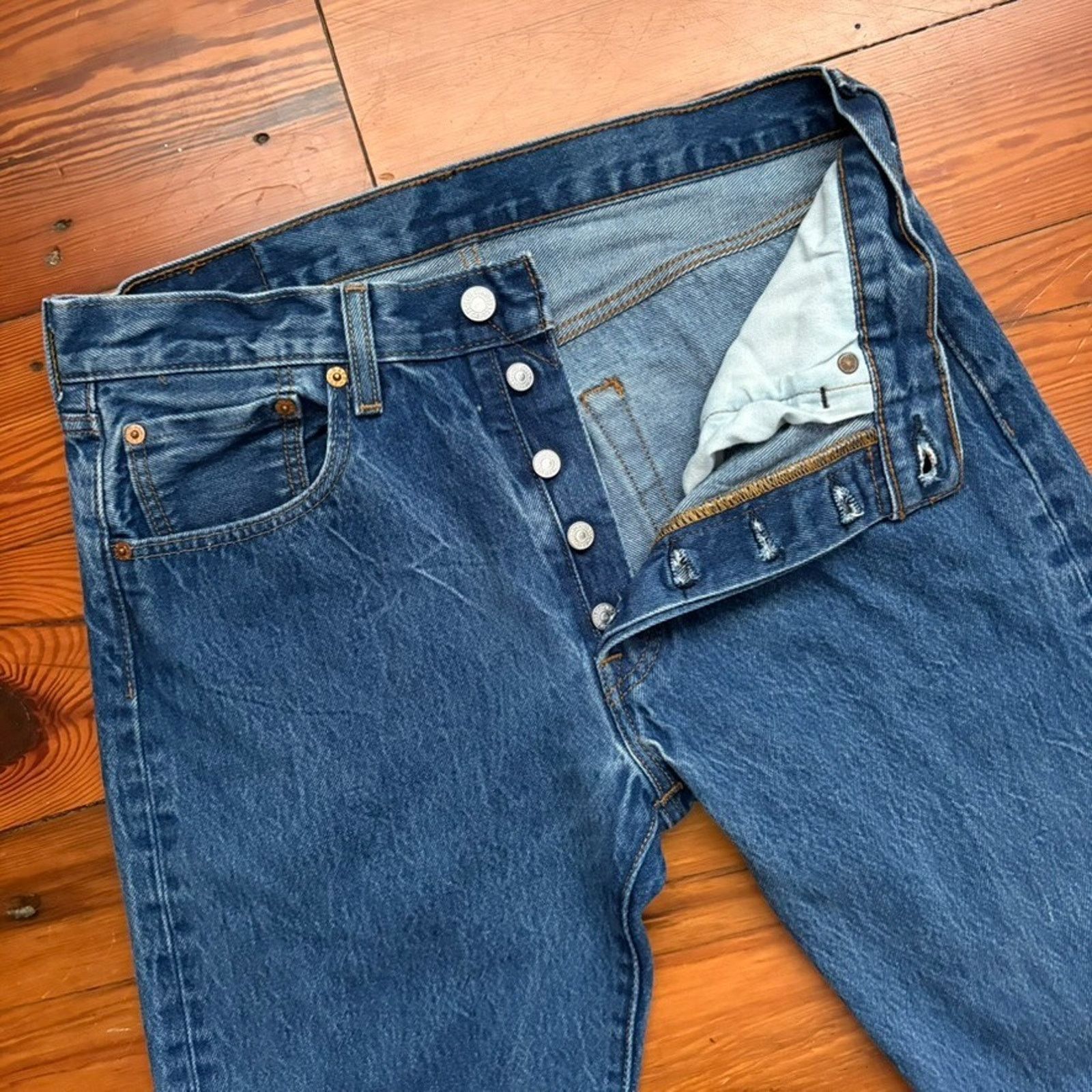 Levi's Levi’s 501 Jeans Men’s 32X29 (32X32 Tag) Straight Denim Size US 32 / EU 48 - 1 Thumbnail