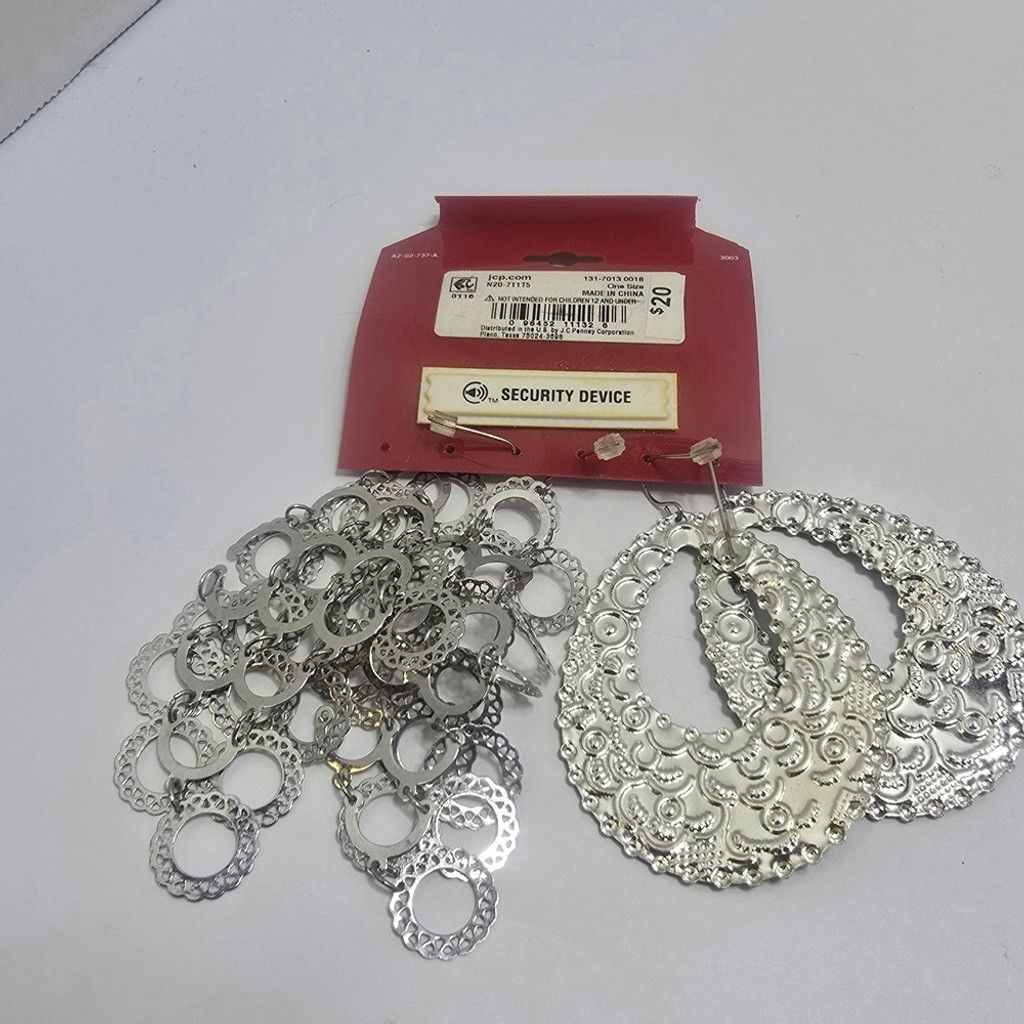 Arizona Jean Co. Arizona Jean Company Green and Silver Teardrop Earrings Size ONE SIZE - 5 Thumbnail