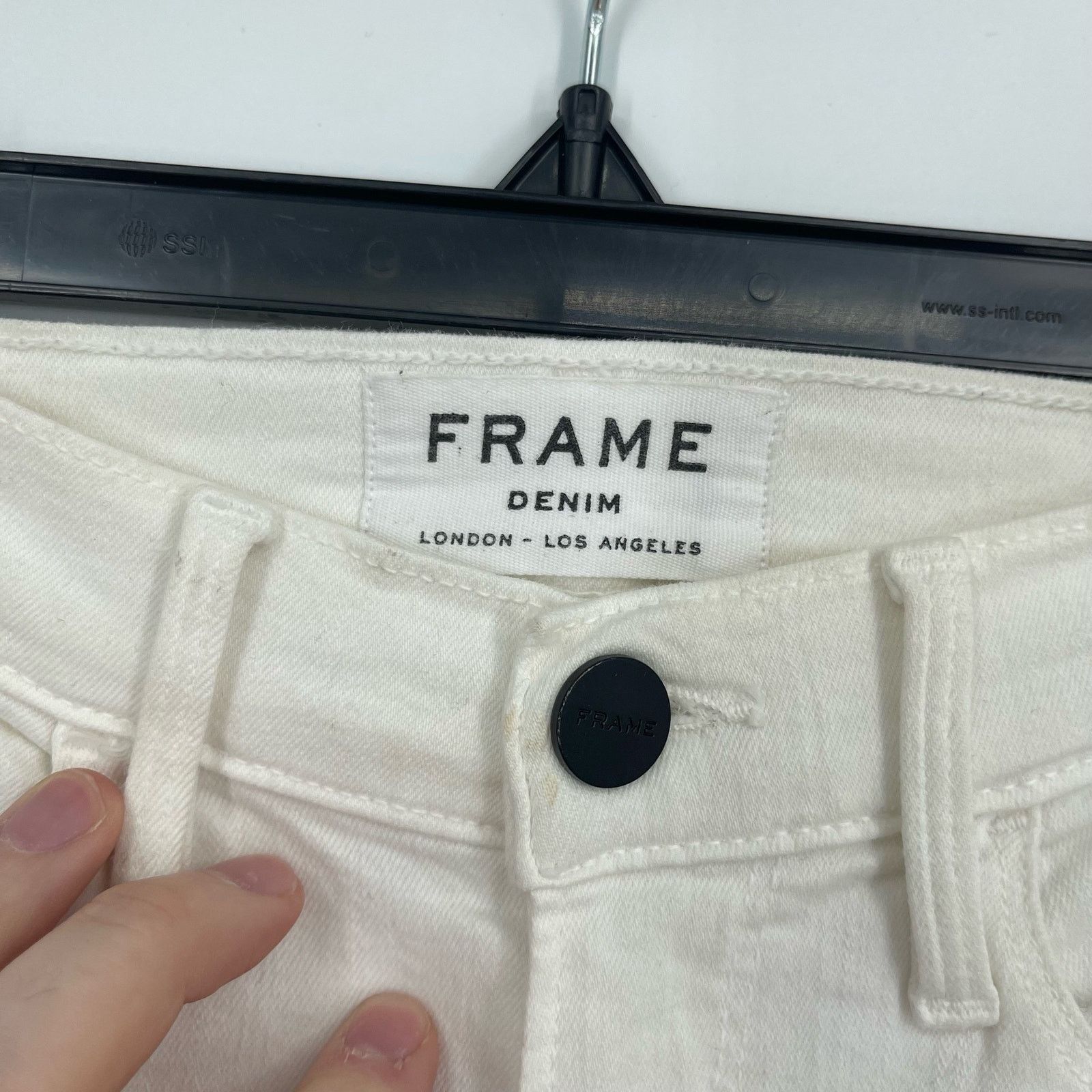 Frame FRAME Le Skinny De Jeanne White Ripped Skinny Jeans Size 23 Size 23" - 3 Thumbnail