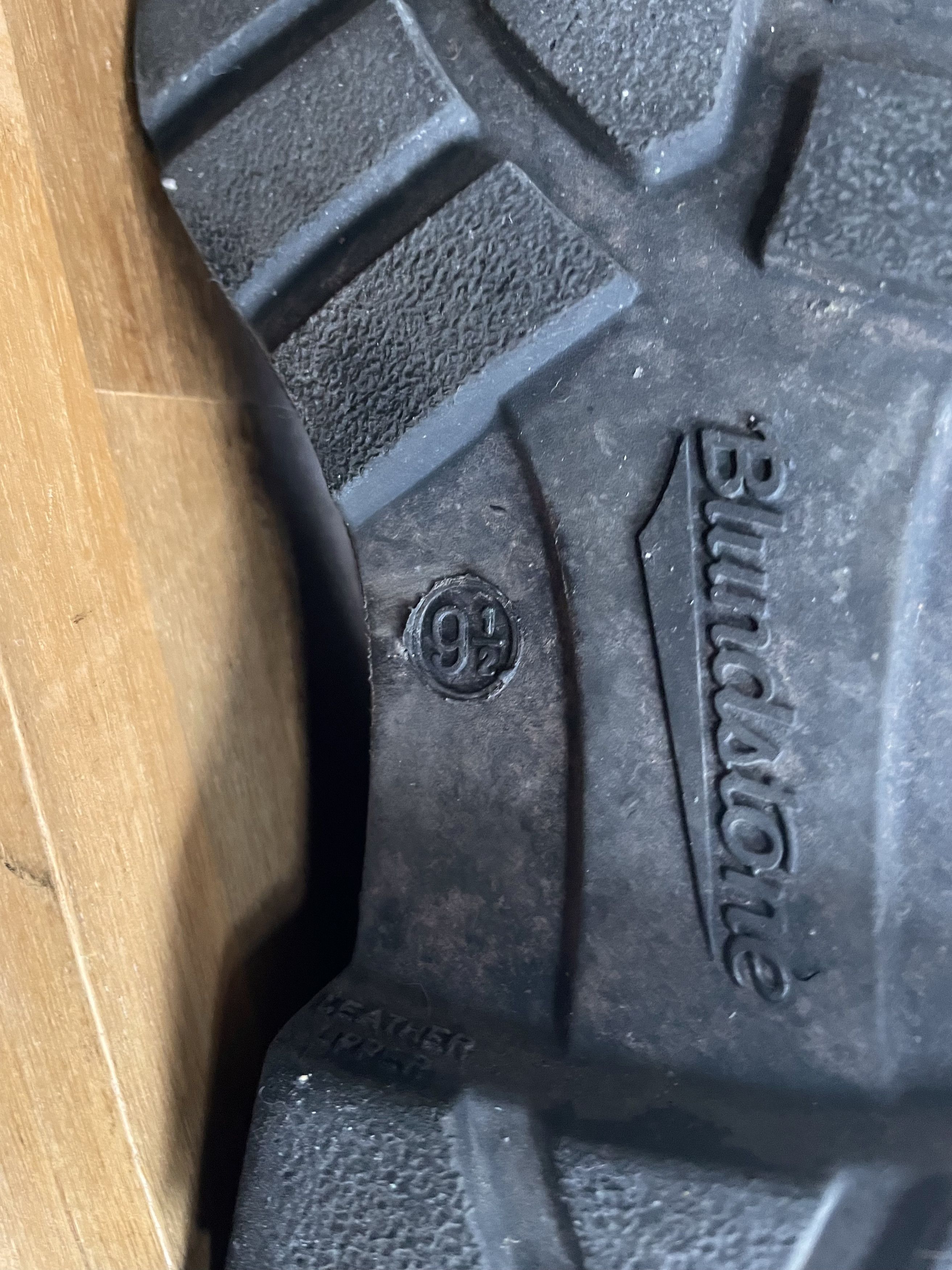491 Blundstone Size 8.5AUS