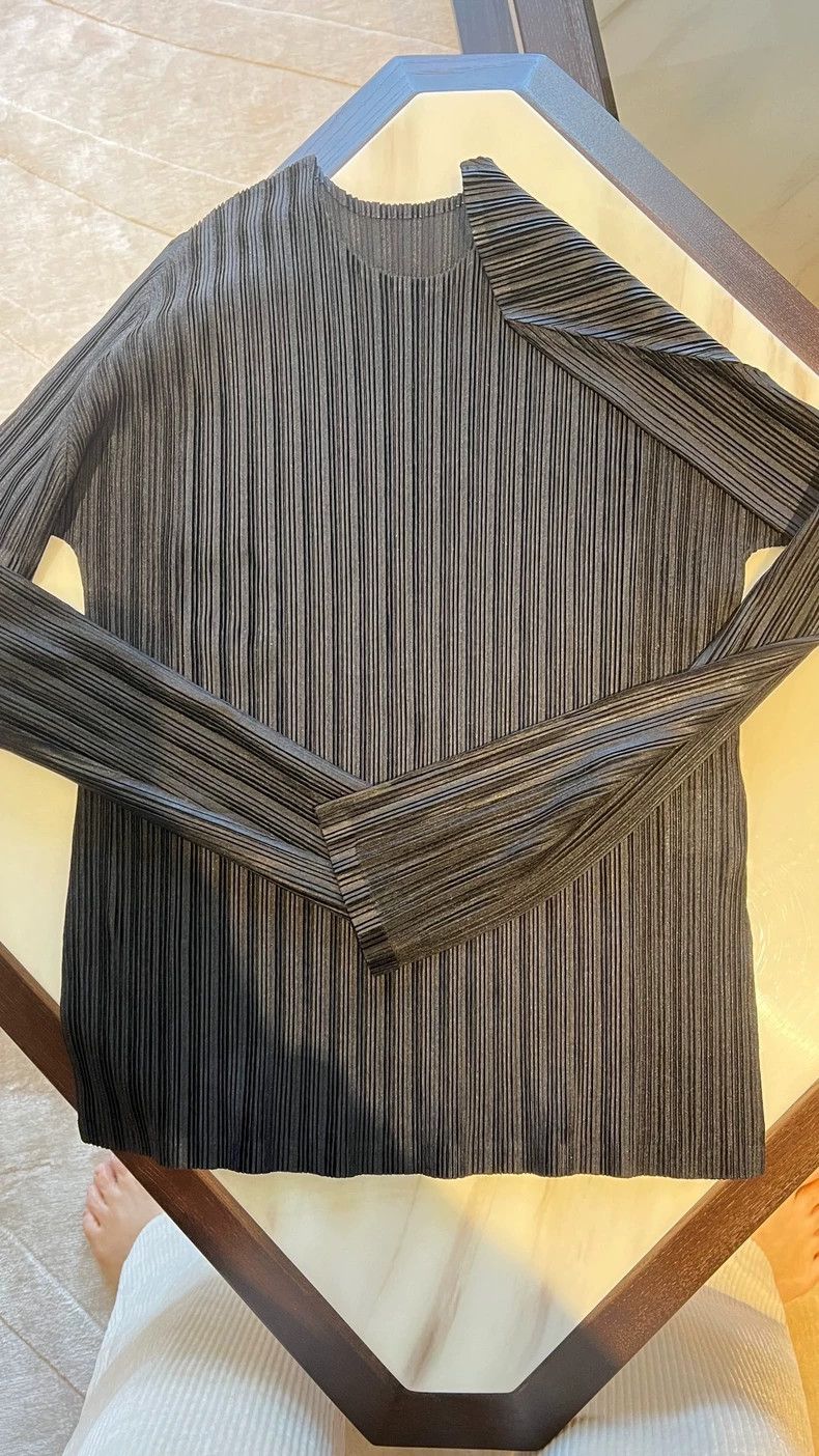 Issey Miyake issey miyake size:3 Grey long sleeves 2506-Nextarrow Size XXS / US 00 / IT 34 - 2 Thumbnail