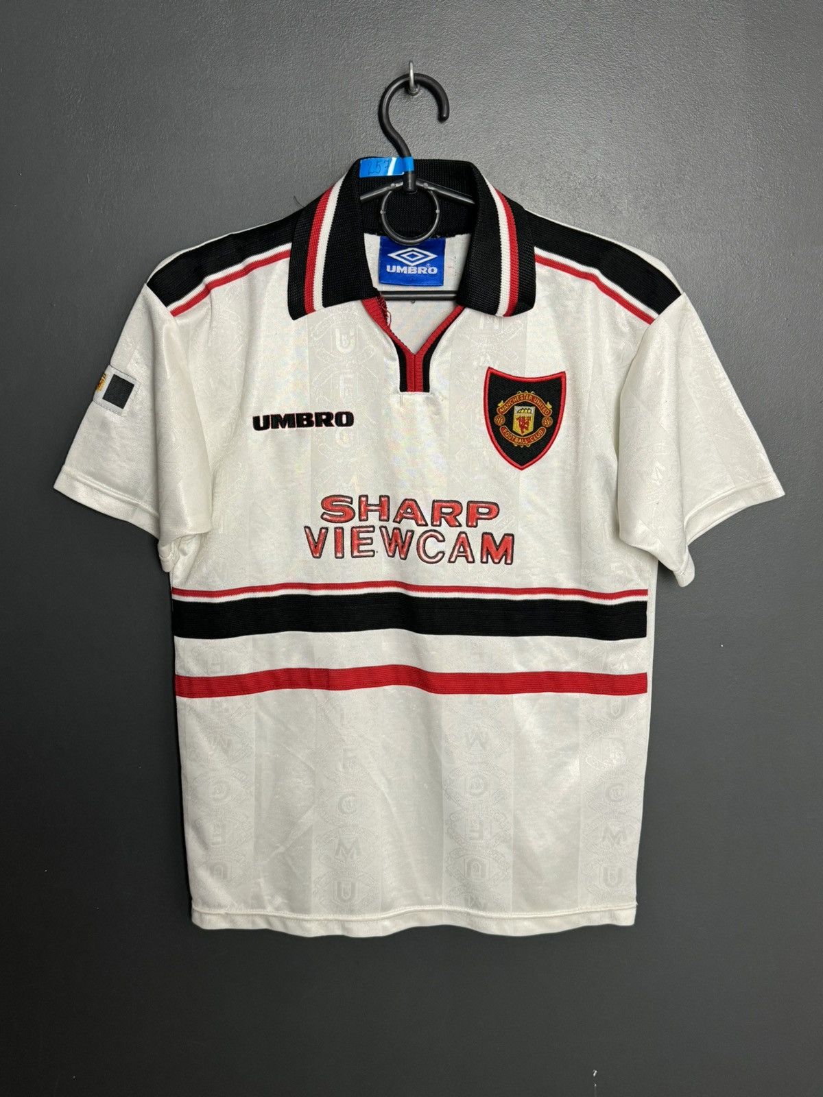 Umbro KIDS Manchester United 97/99 Away Football Jersey T-Shirt Size US XS / EU 42 / 0 - 1 Thumbnail